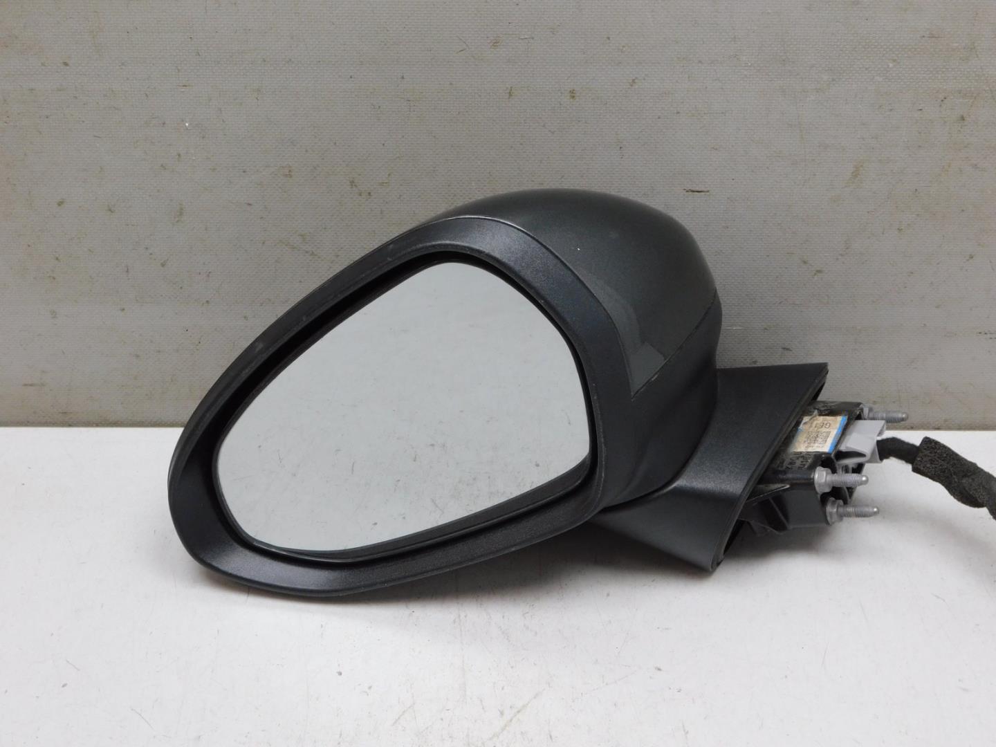 Зеркало левое электрическое