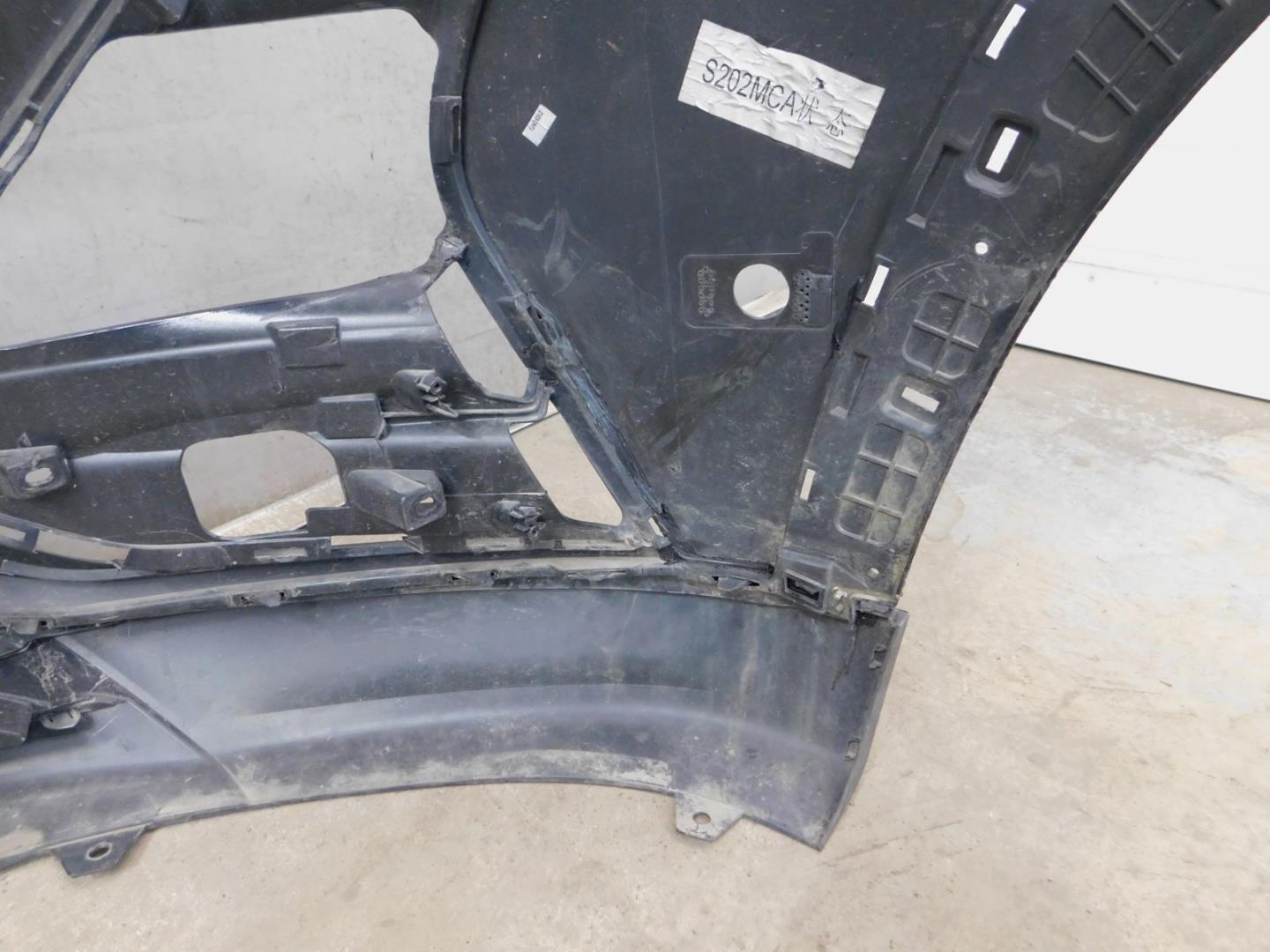 Бампер передний