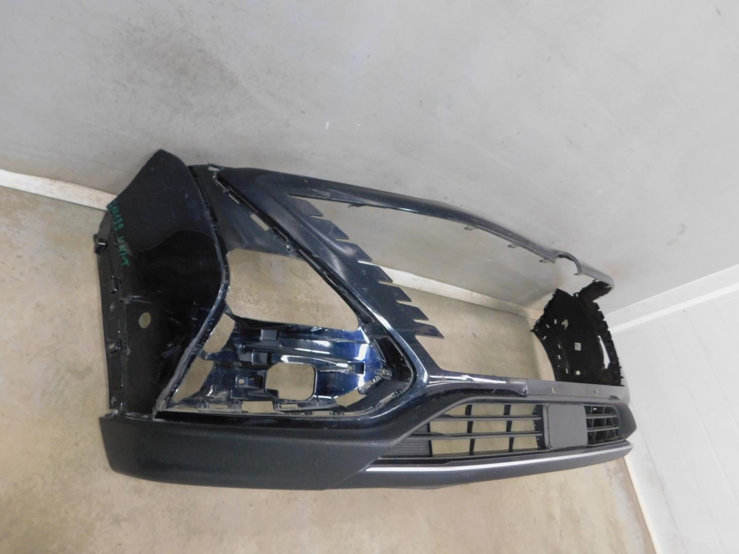 Бампер передний