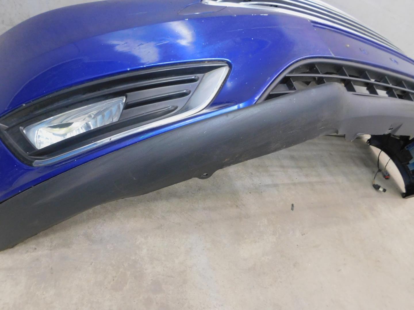 Бампер передний