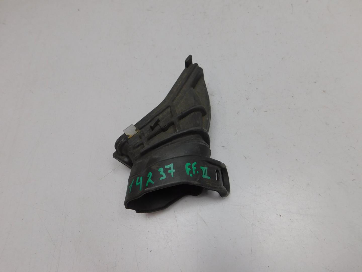 Патрубок воздушного фильтра