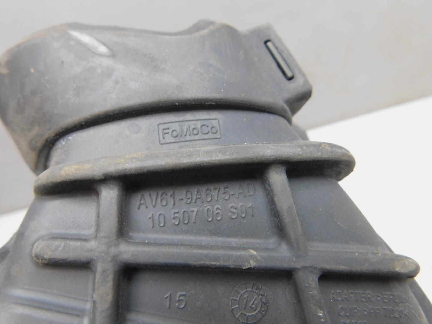 Патрубок воздушного фильтра