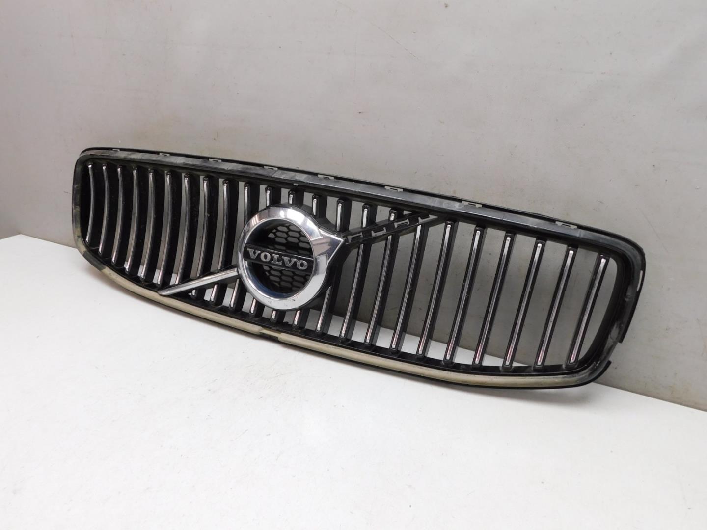 Решетка радиатора