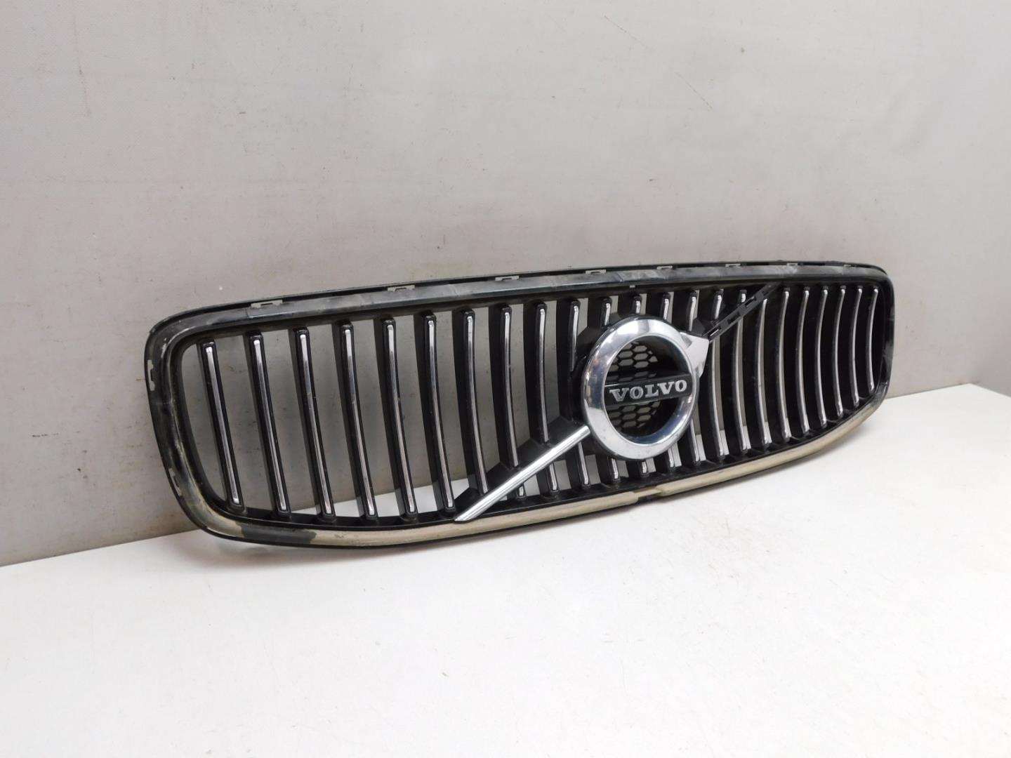 Решетка радиатора