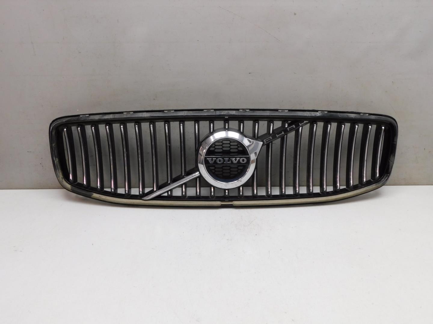 Решетка радиатора