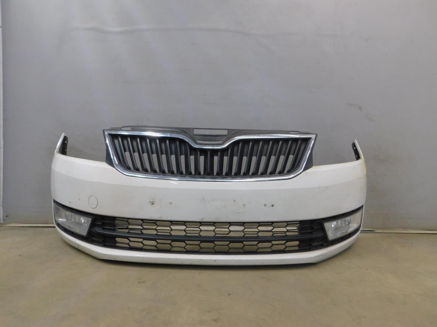 Бампер передний