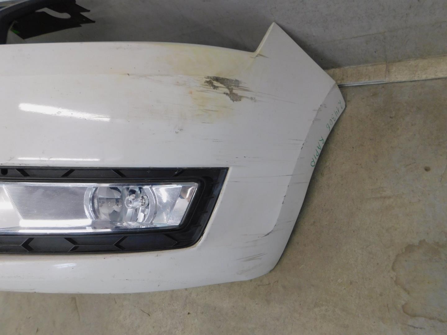 Бампер передний