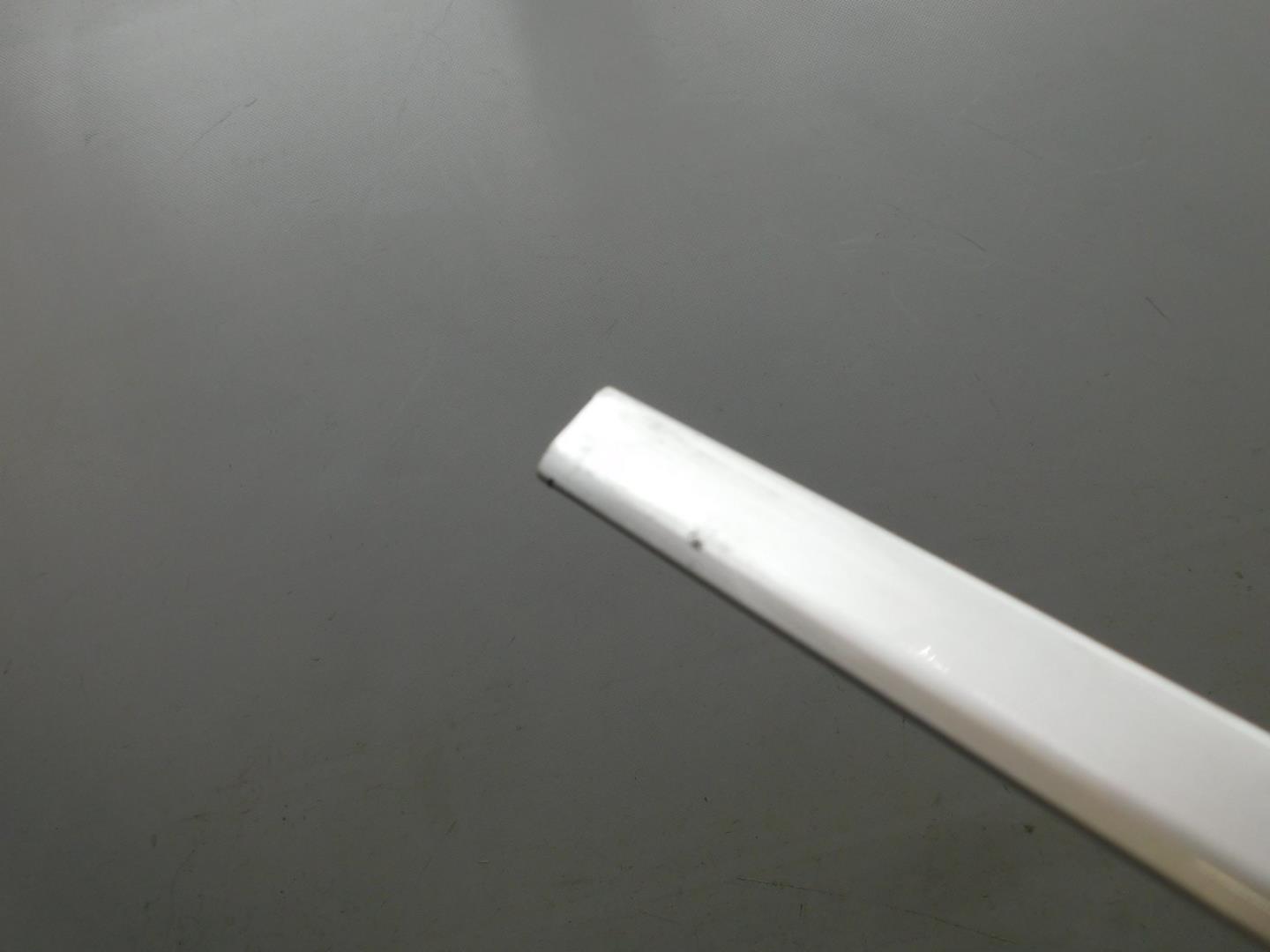 Молдинг заднего бампера