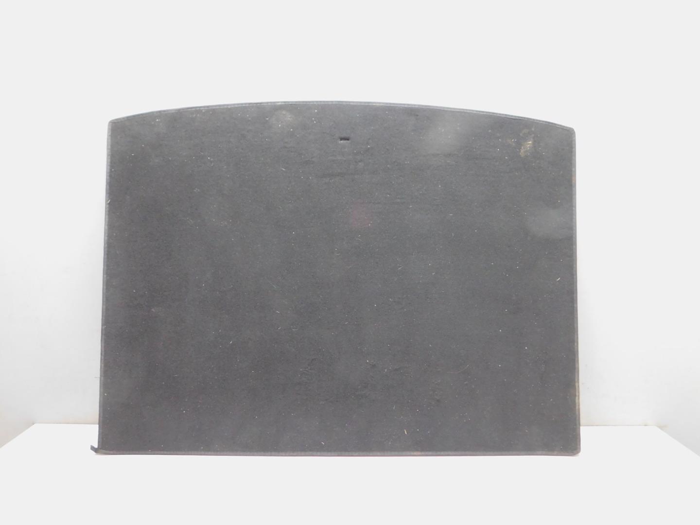 Обшивка багажника