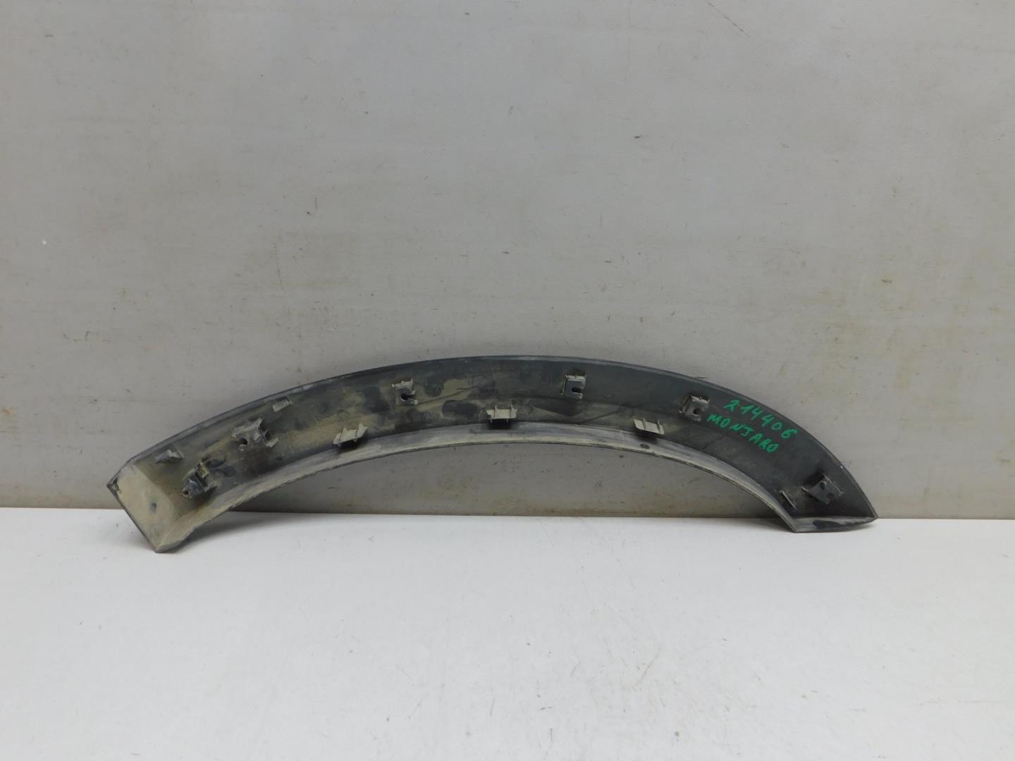 Накладка двери задней правой