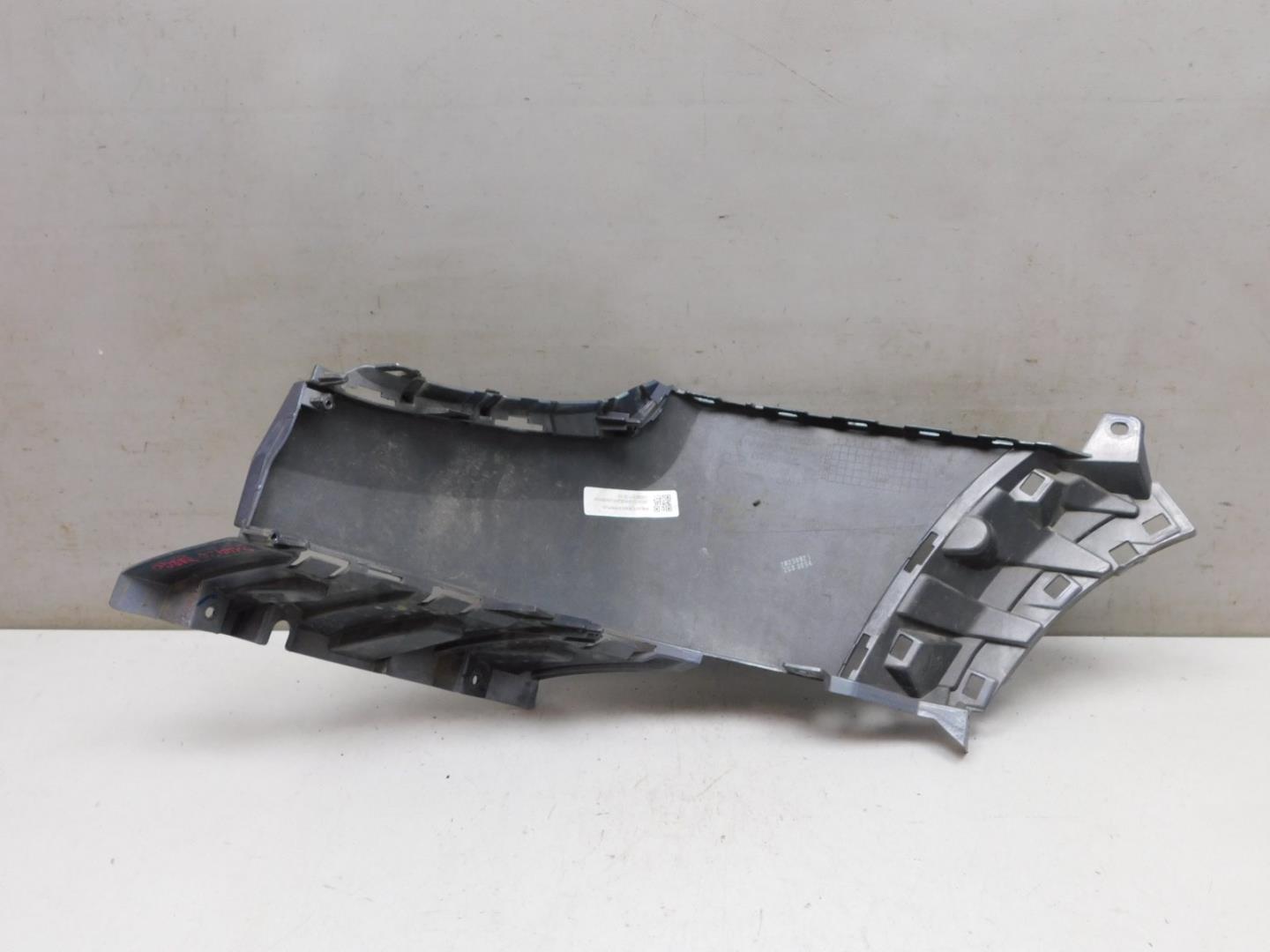 Накладка переднего бампера