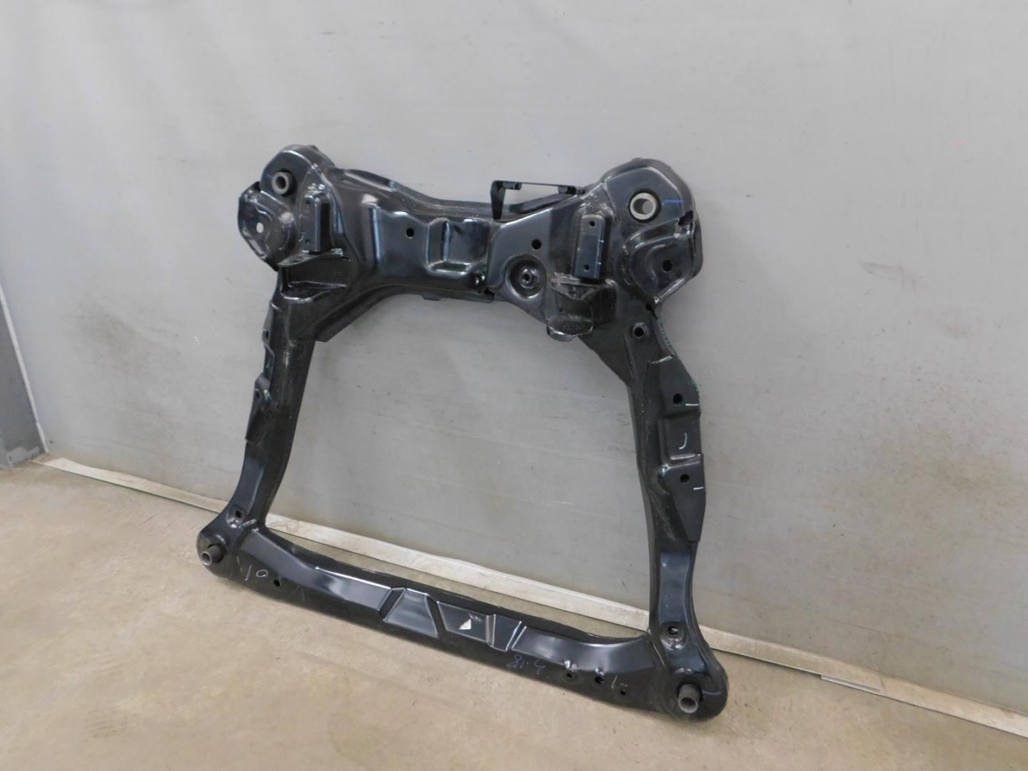 Балка подмоторная