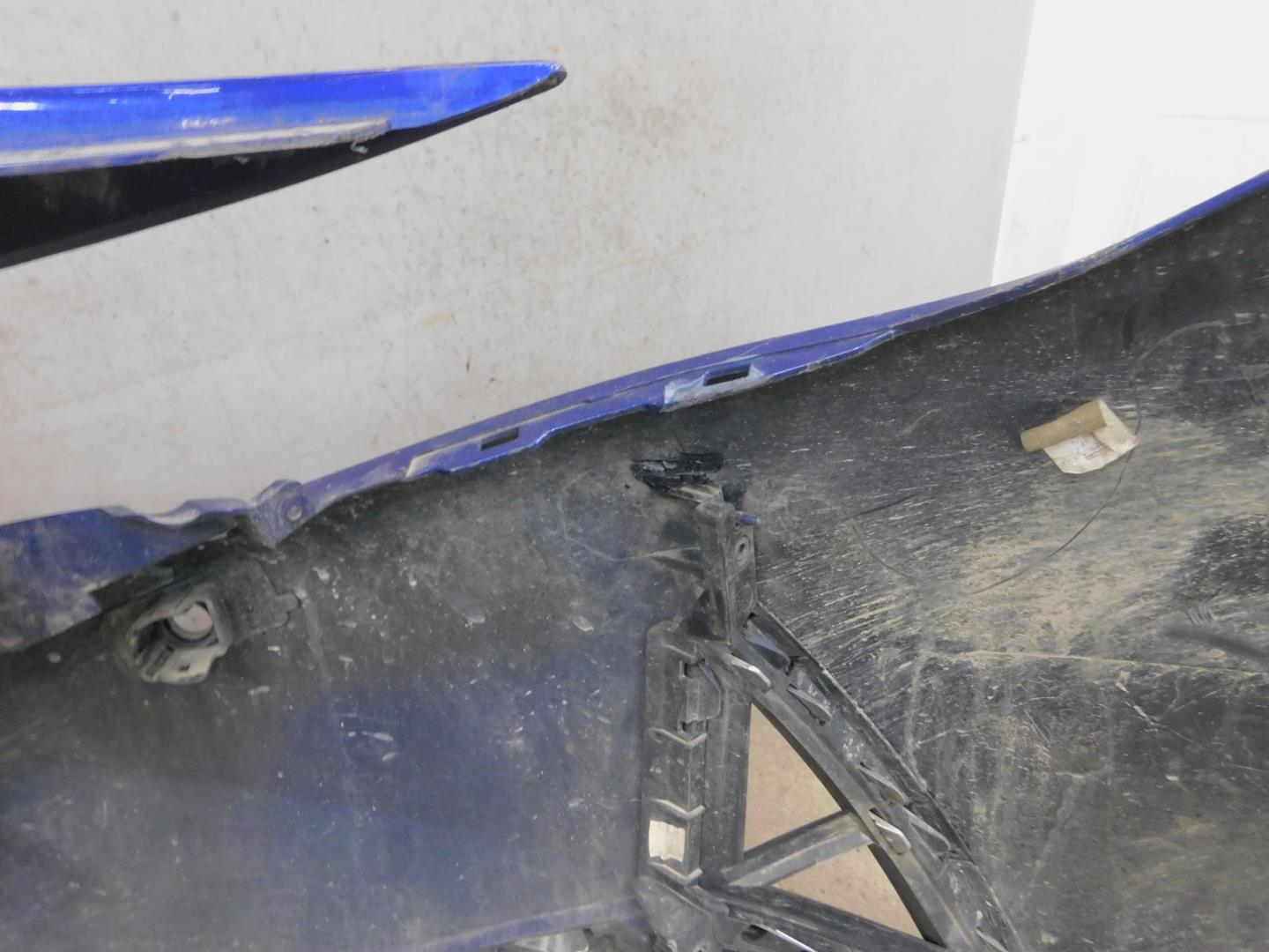 Бампер передний