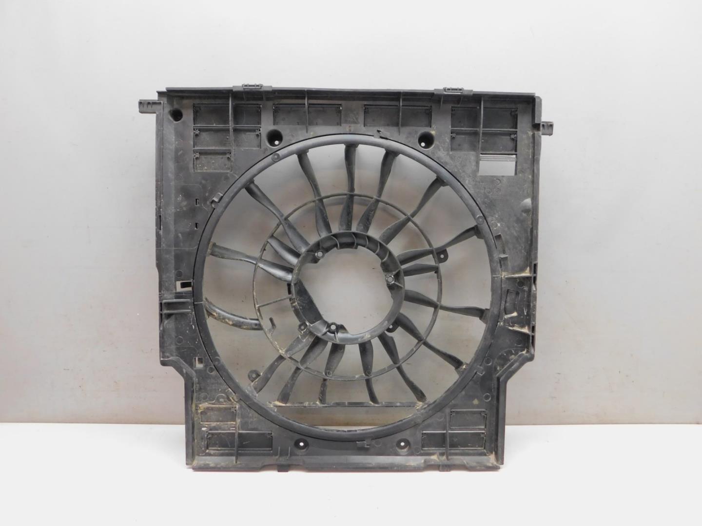 Диффузор вентилятора