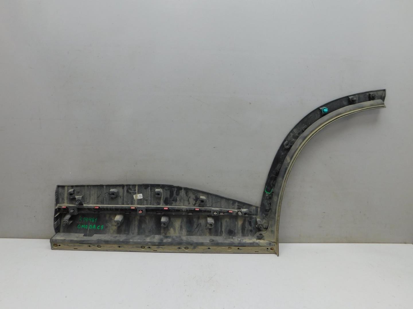 Накладка двери задней правой