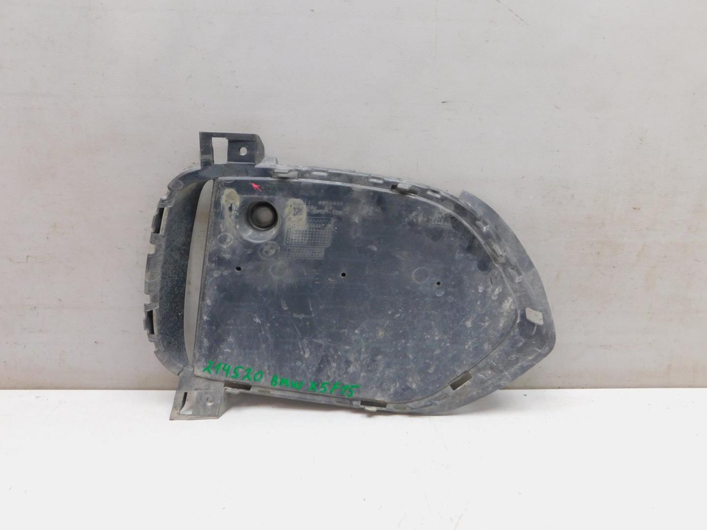 Решетка в бампер левая