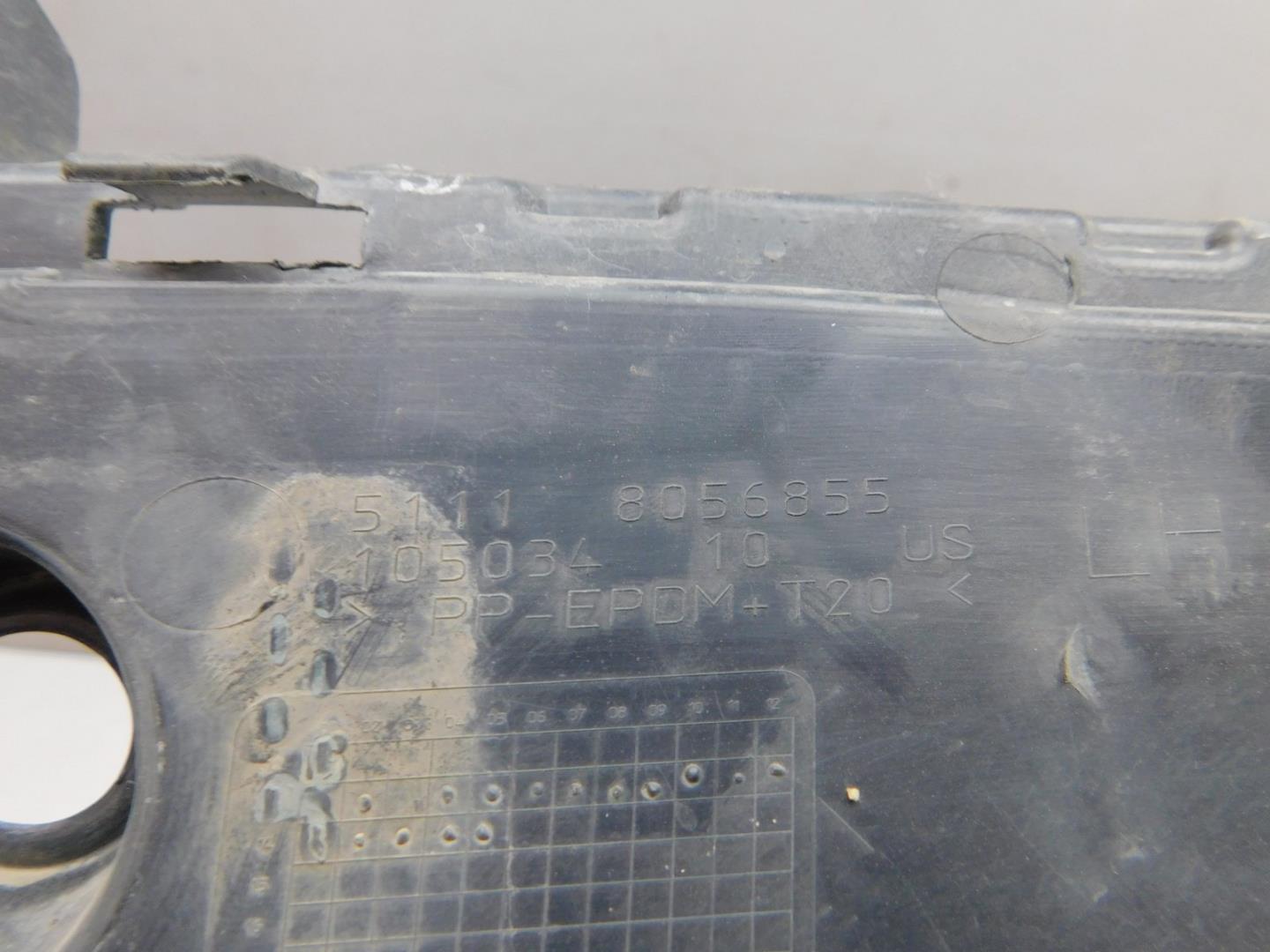 Решетка в бампер левая