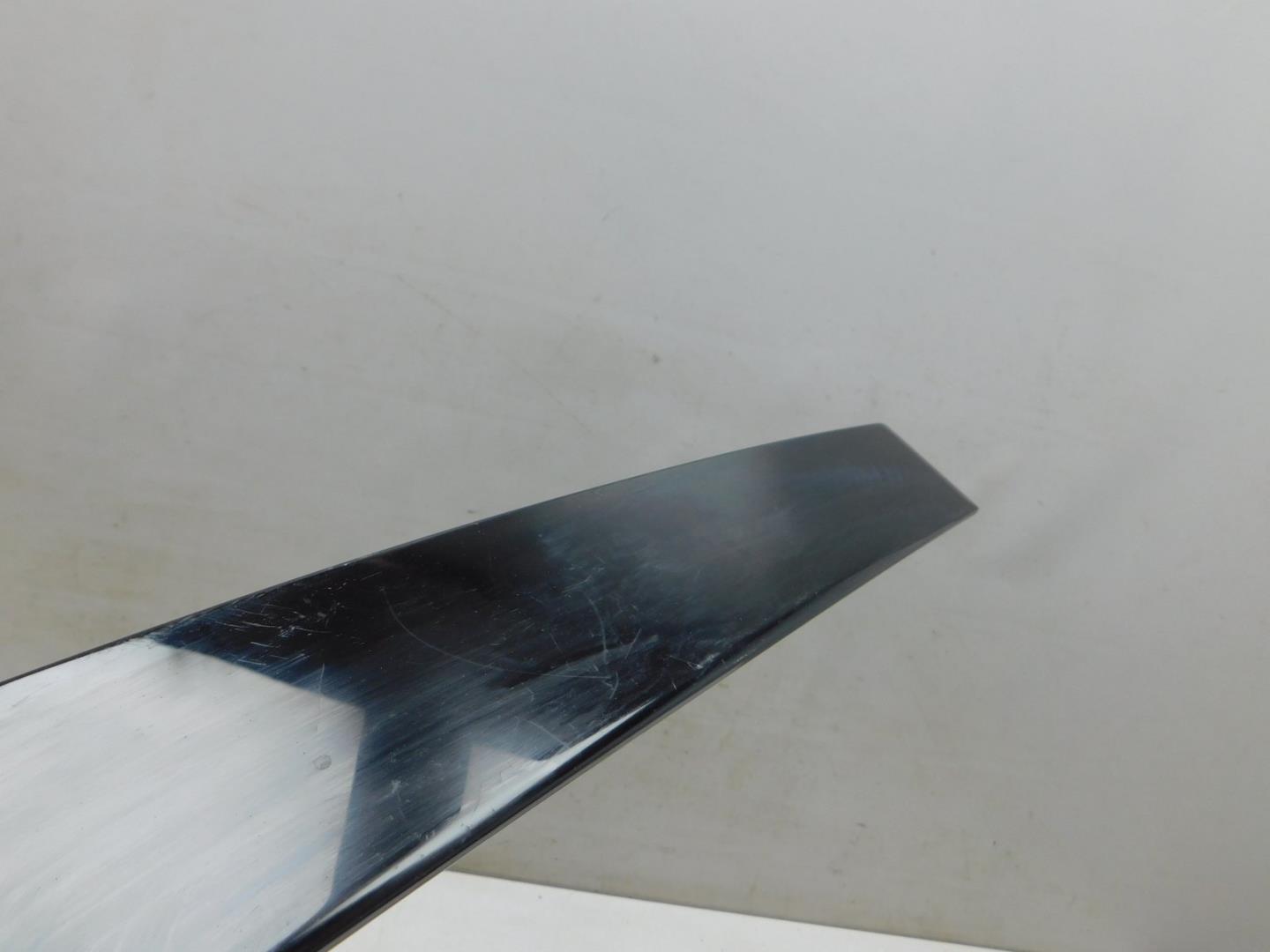 Накладка двери передней правой