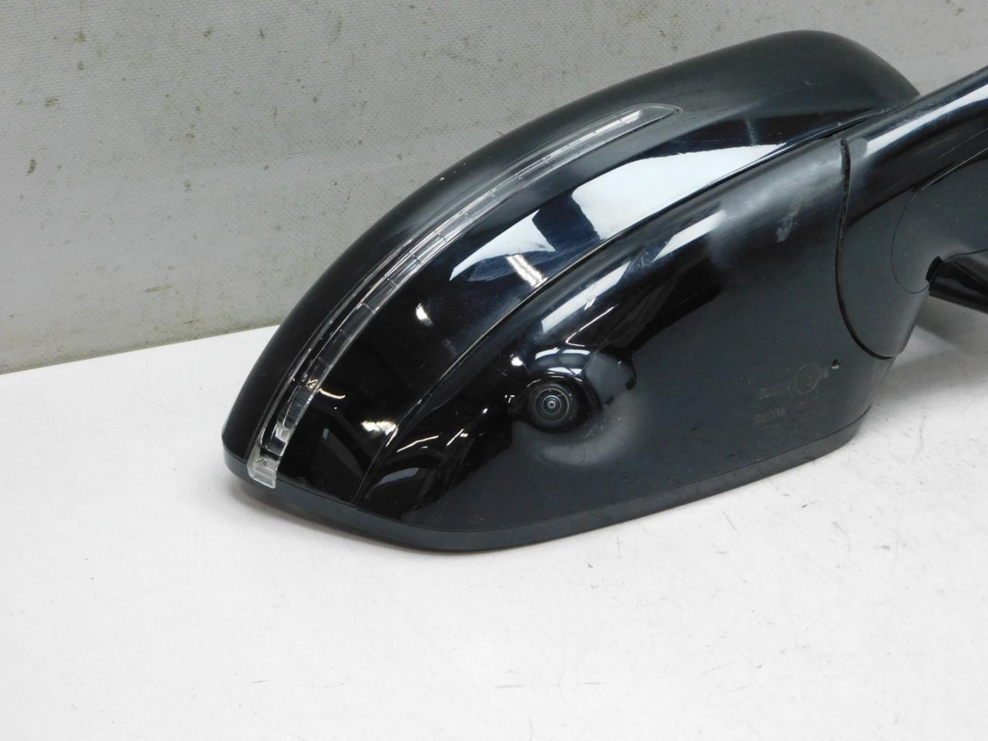 Зеркало правое электрическое