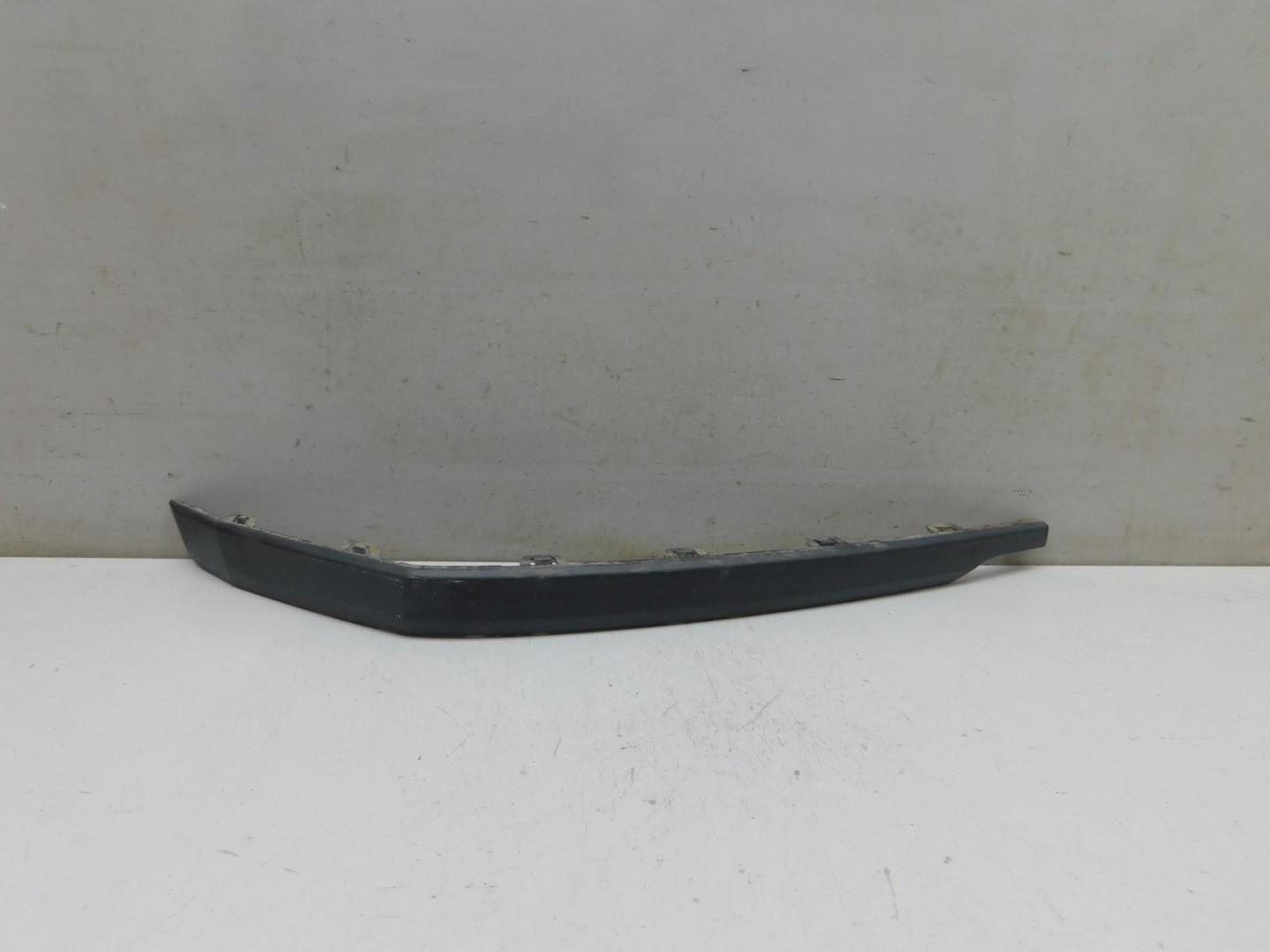 Накладка заднего бампера левая