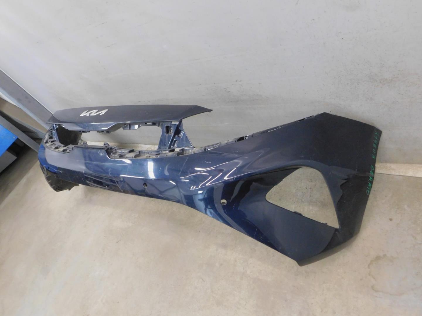 Бампер передний