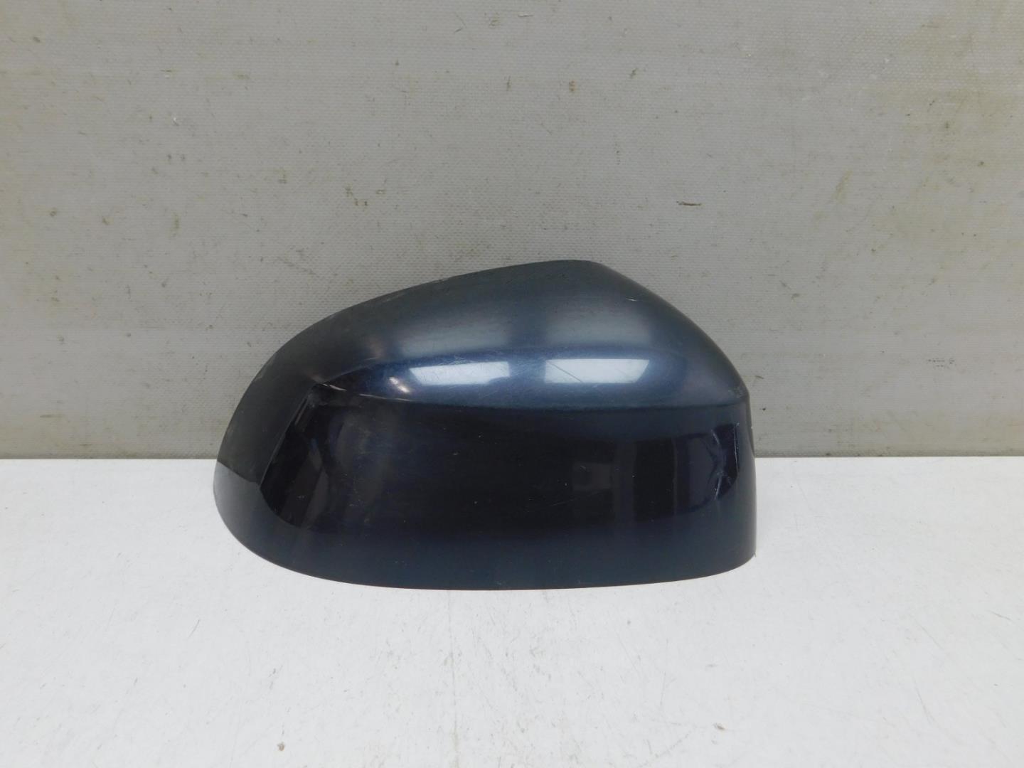 Накладка зеркала правого