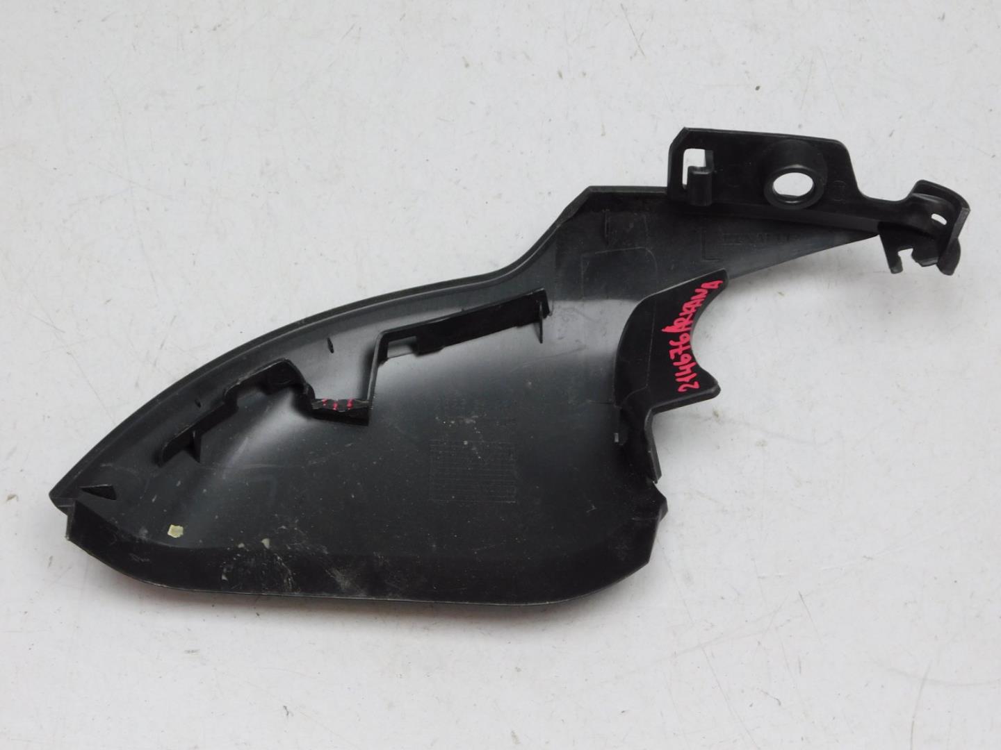 Накладка зеркала левого