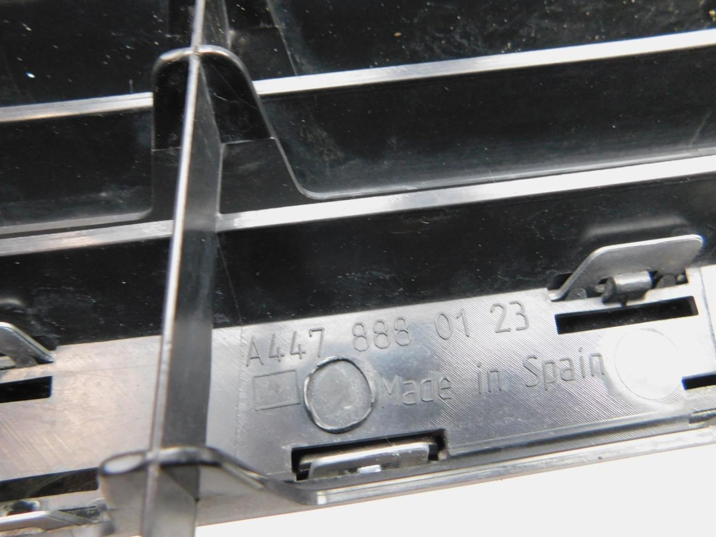 Решетка радиатора