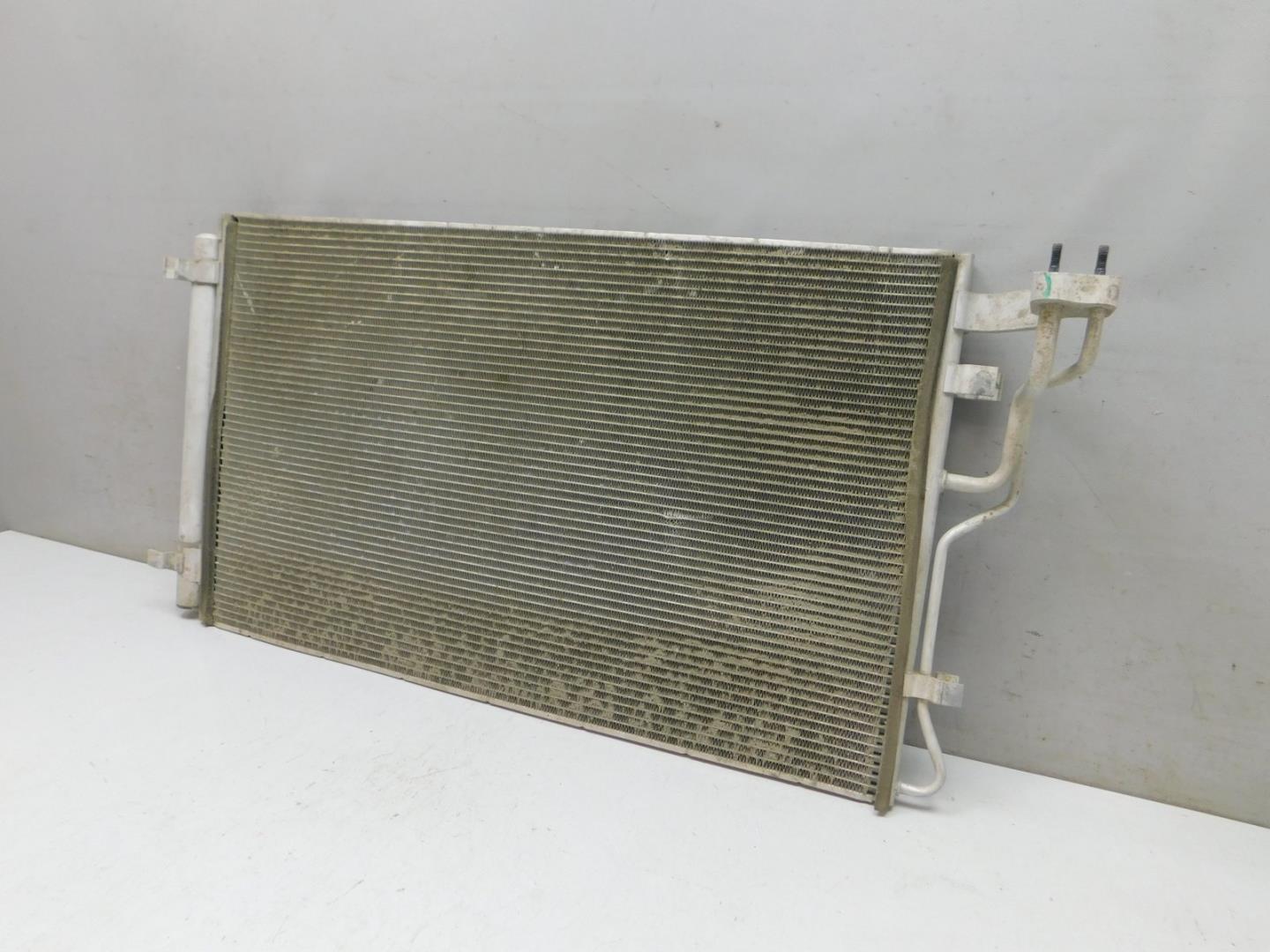 Радиатор кондиционера / конденсер