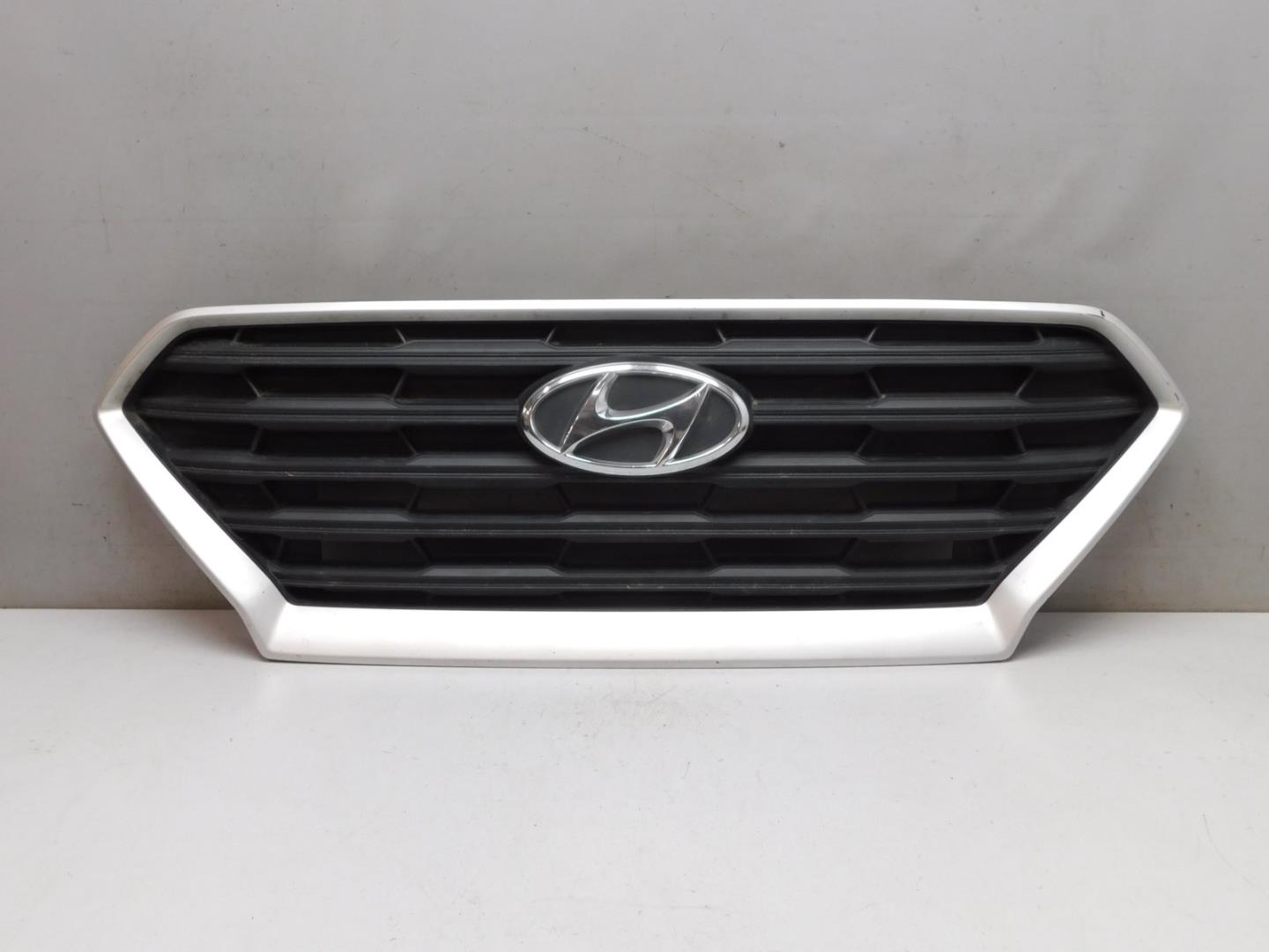 Решетка радиатора