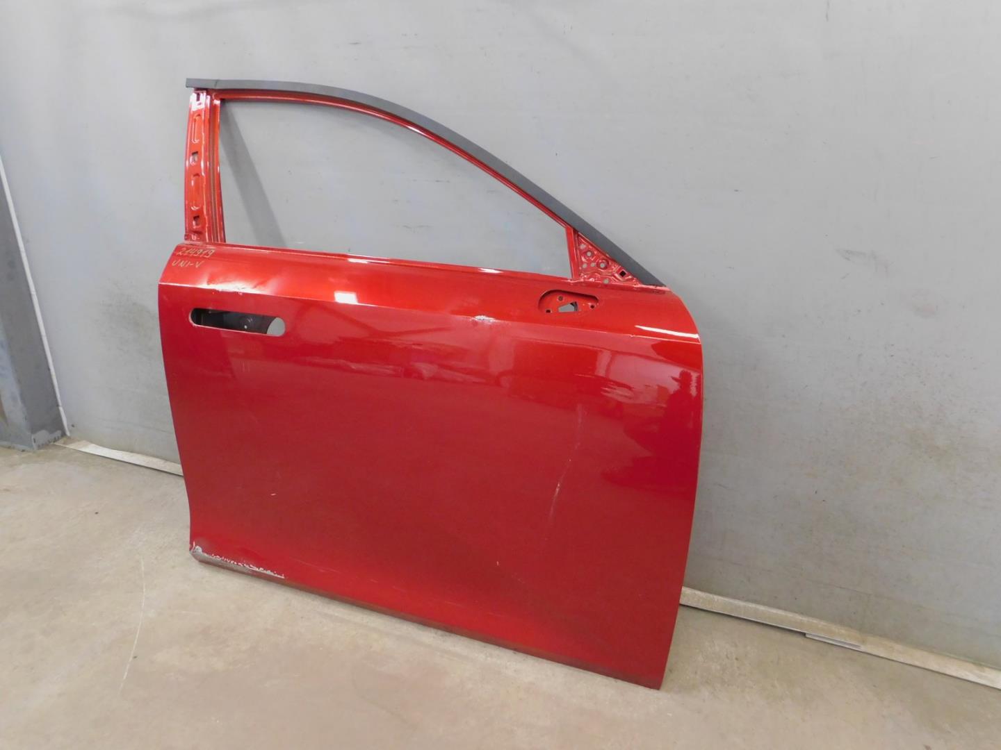 Дверь передняя правая