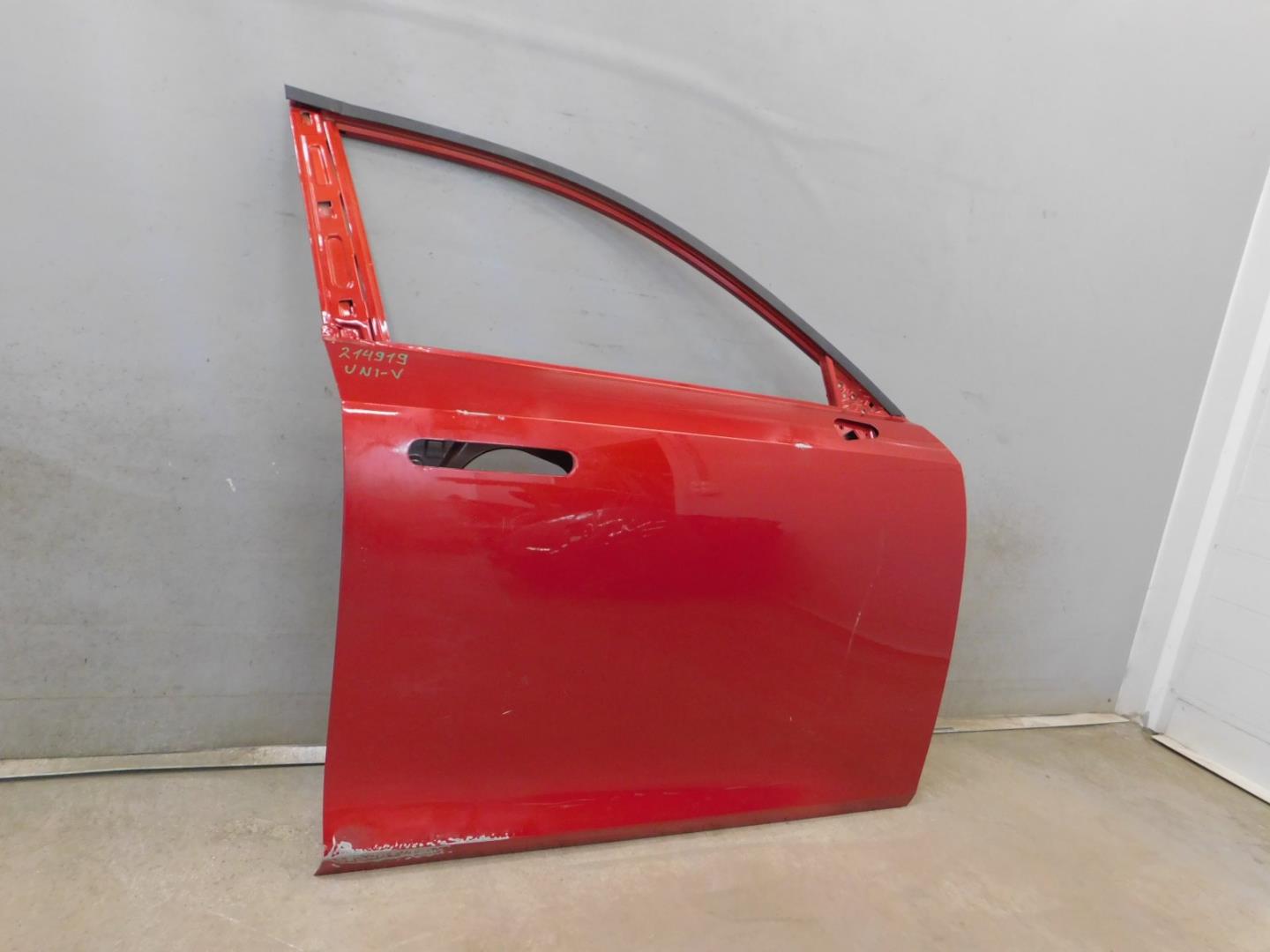 Дверь передняя правая