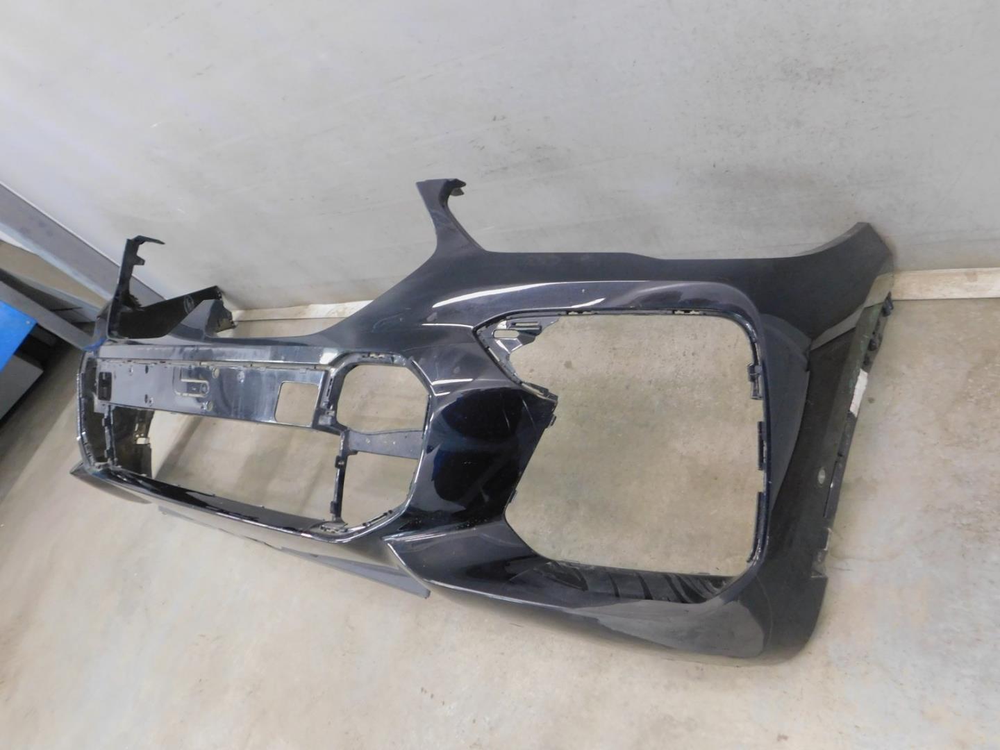 Бампер передний