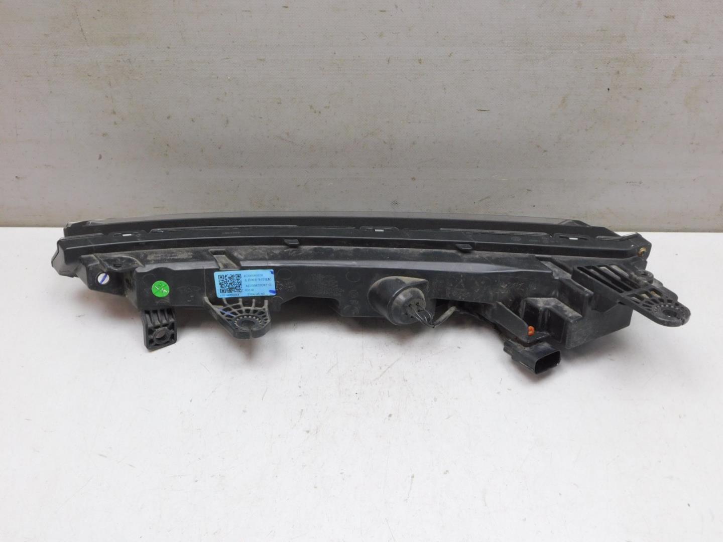 Габарит передний правый