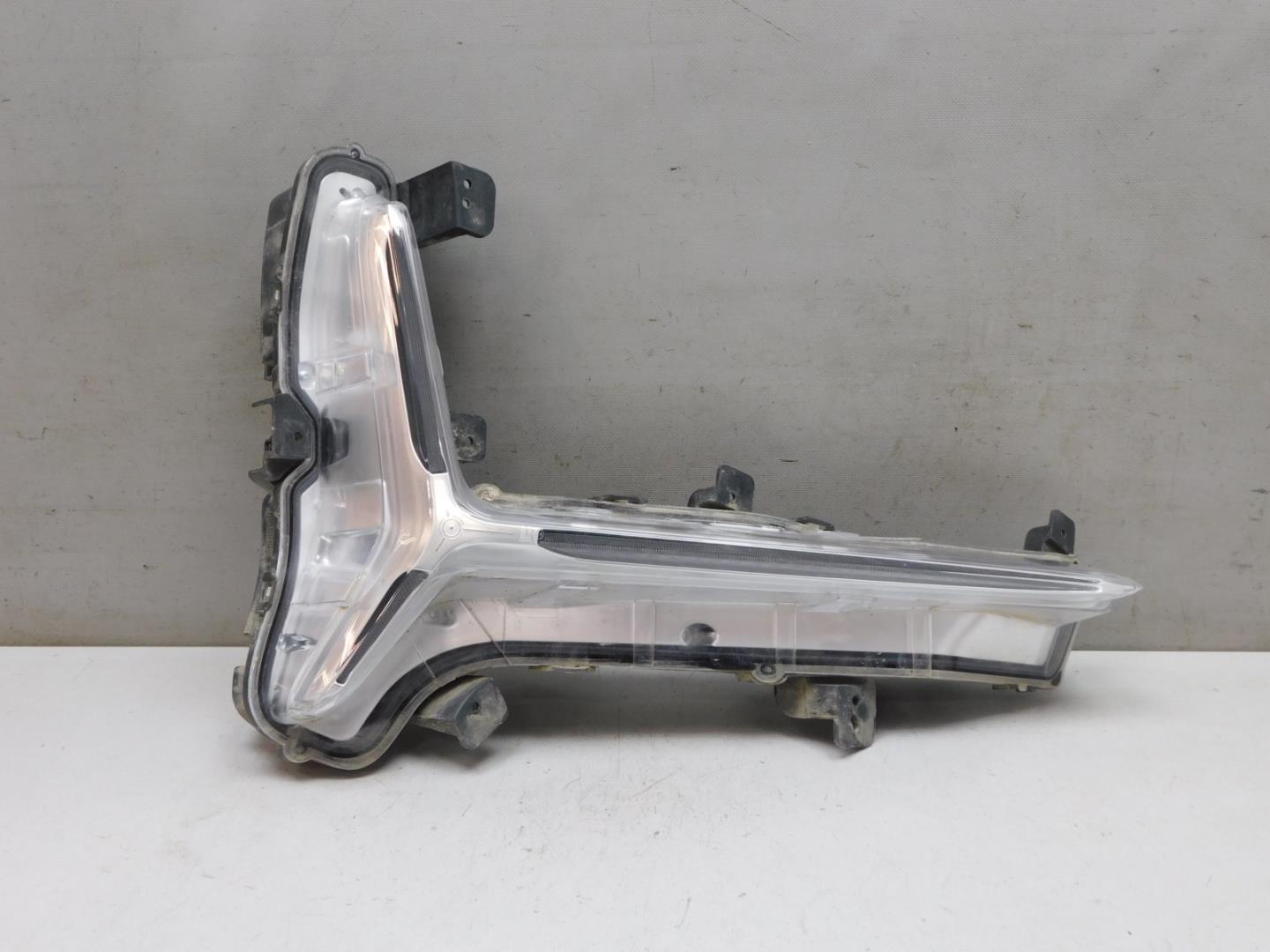 Габарит передний правый