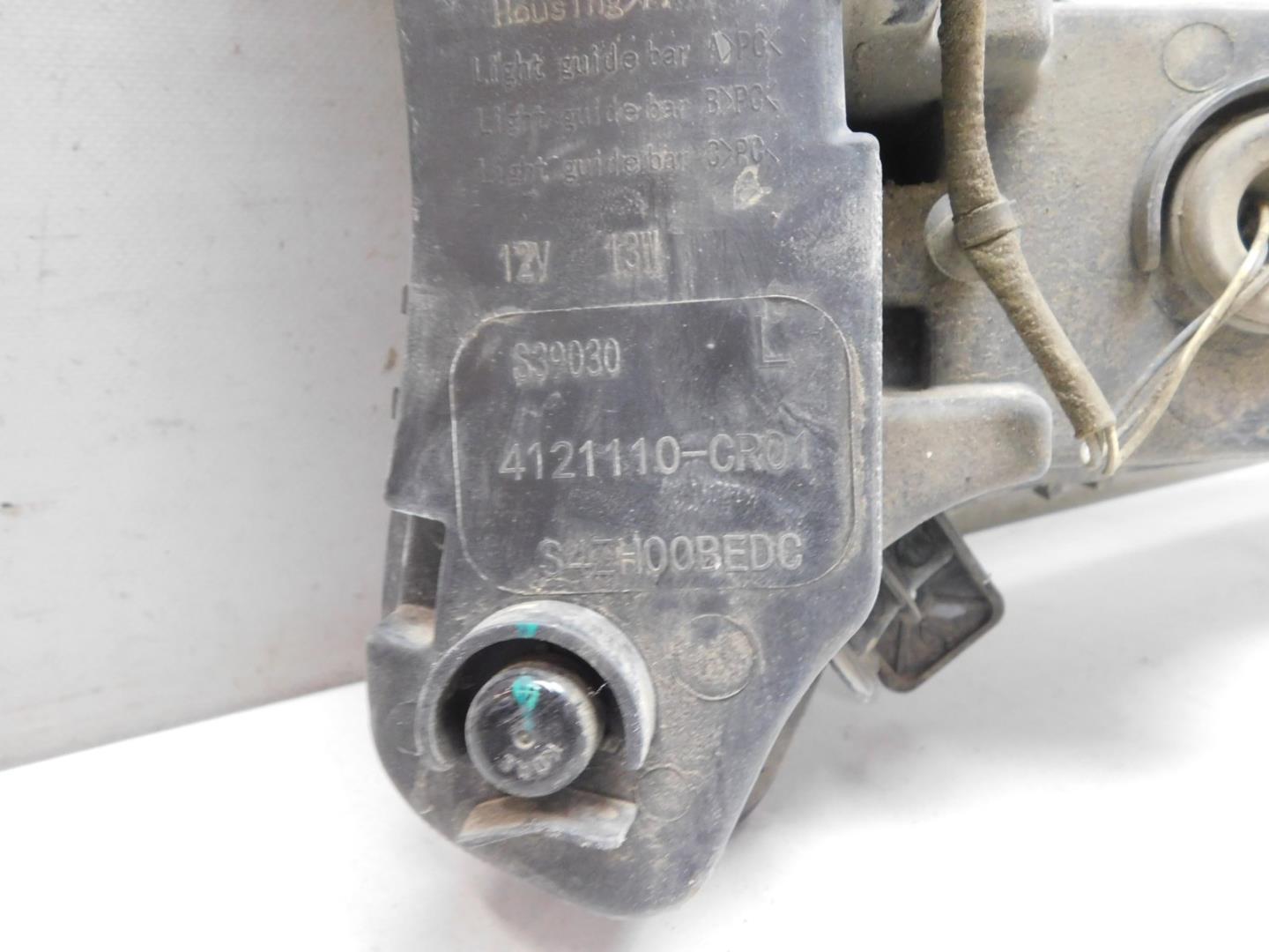 Габарит передний левый