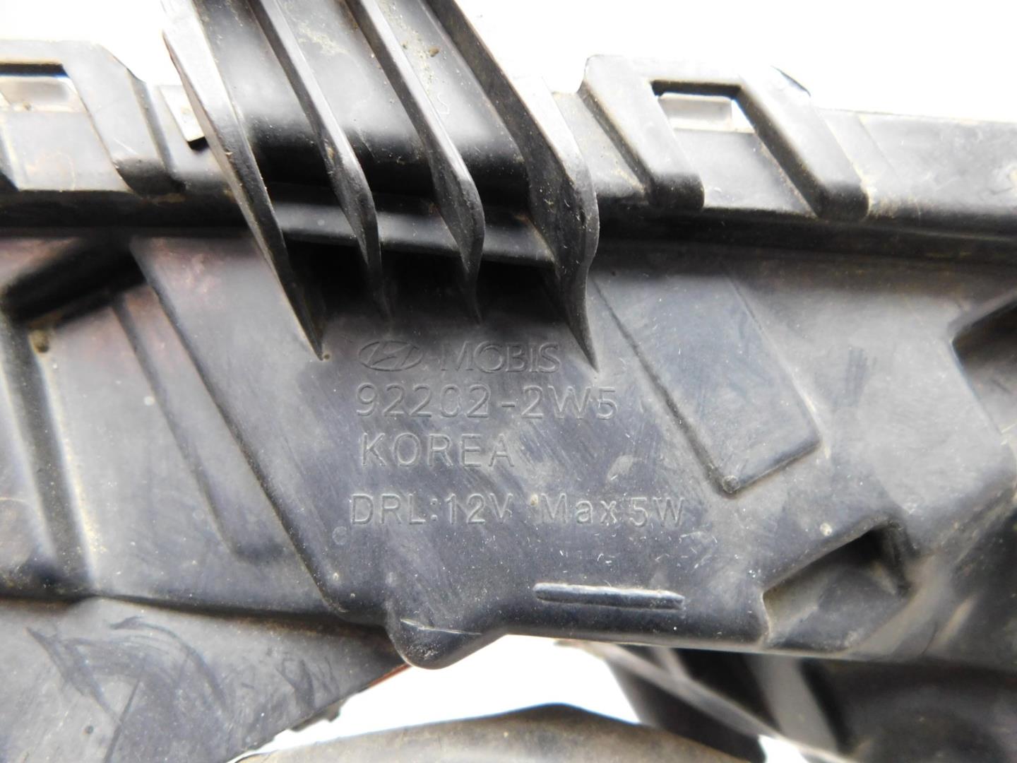 Фара противотуманная правая