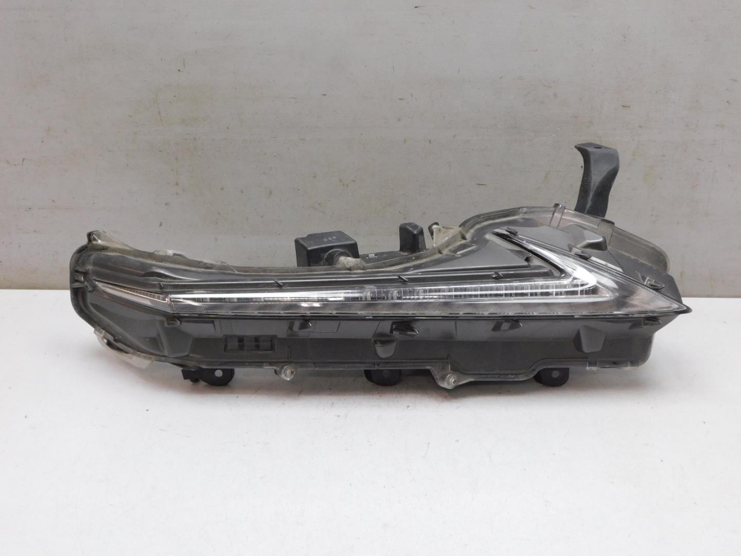 Габарит передний правый