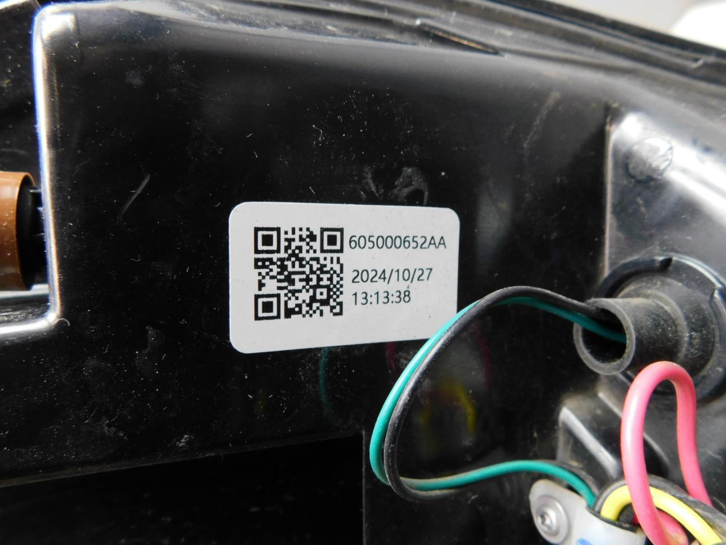 Фонарь задний наружный левый