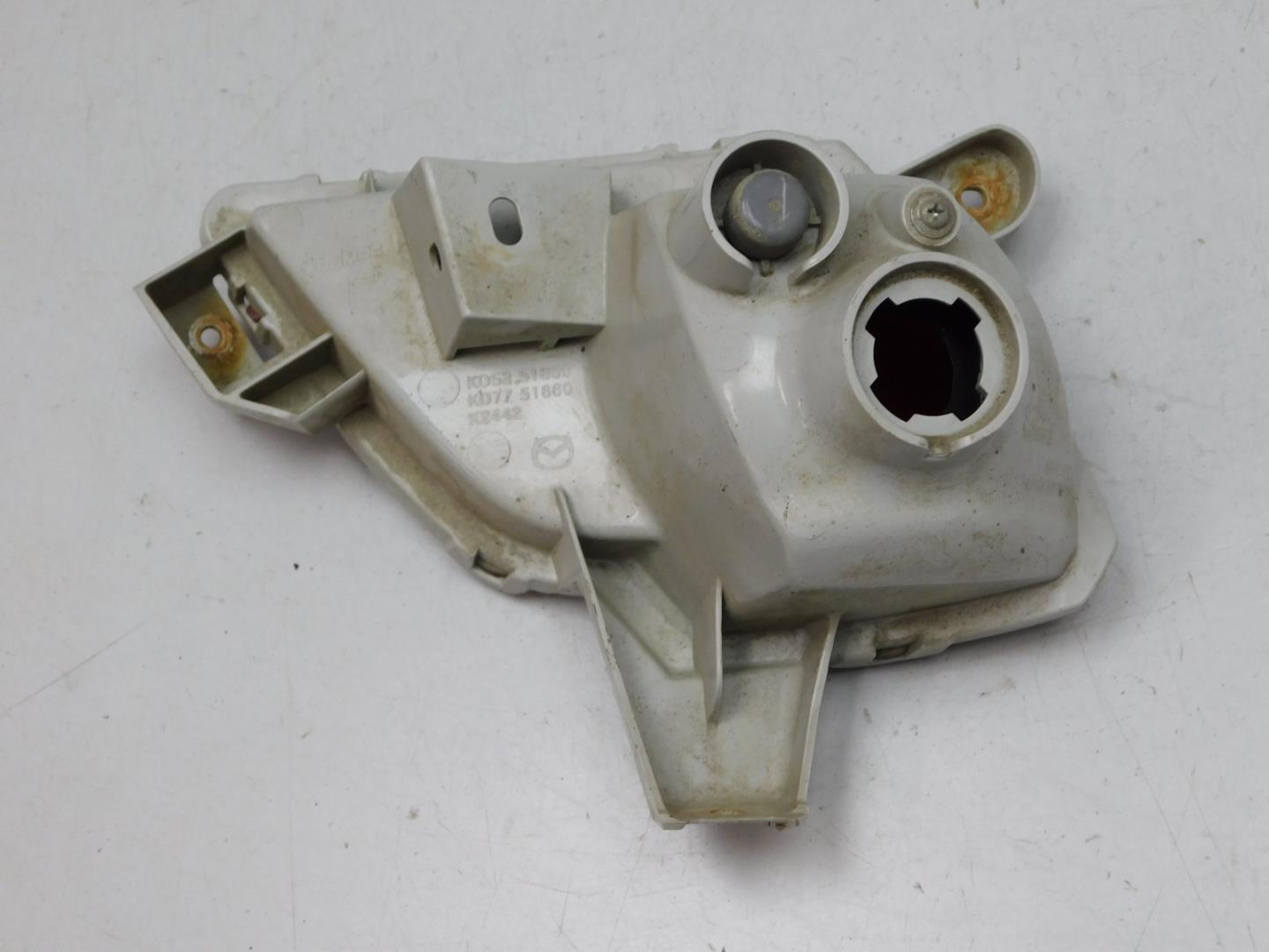 Фонарь задний в бампер левый