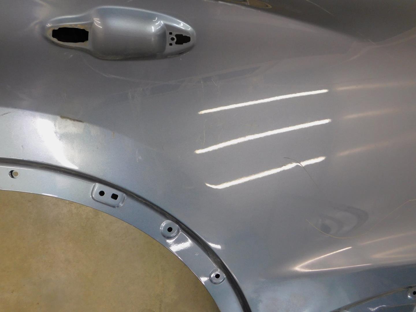 Дверь задняя правая