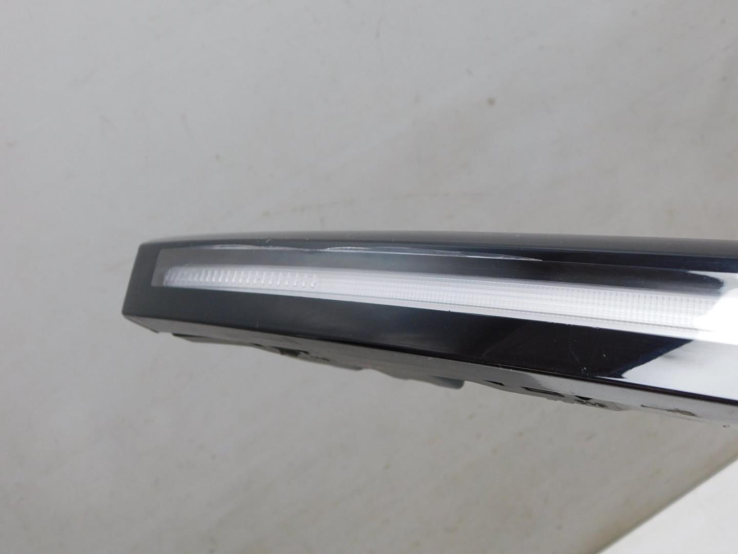 Фара дневного света (ходовые огни)