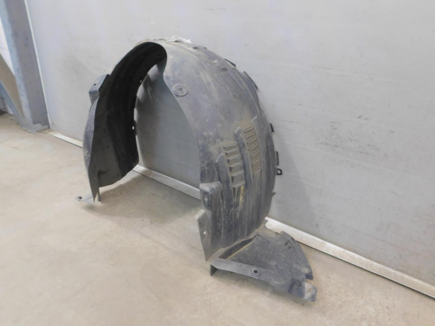 Локер передний левый