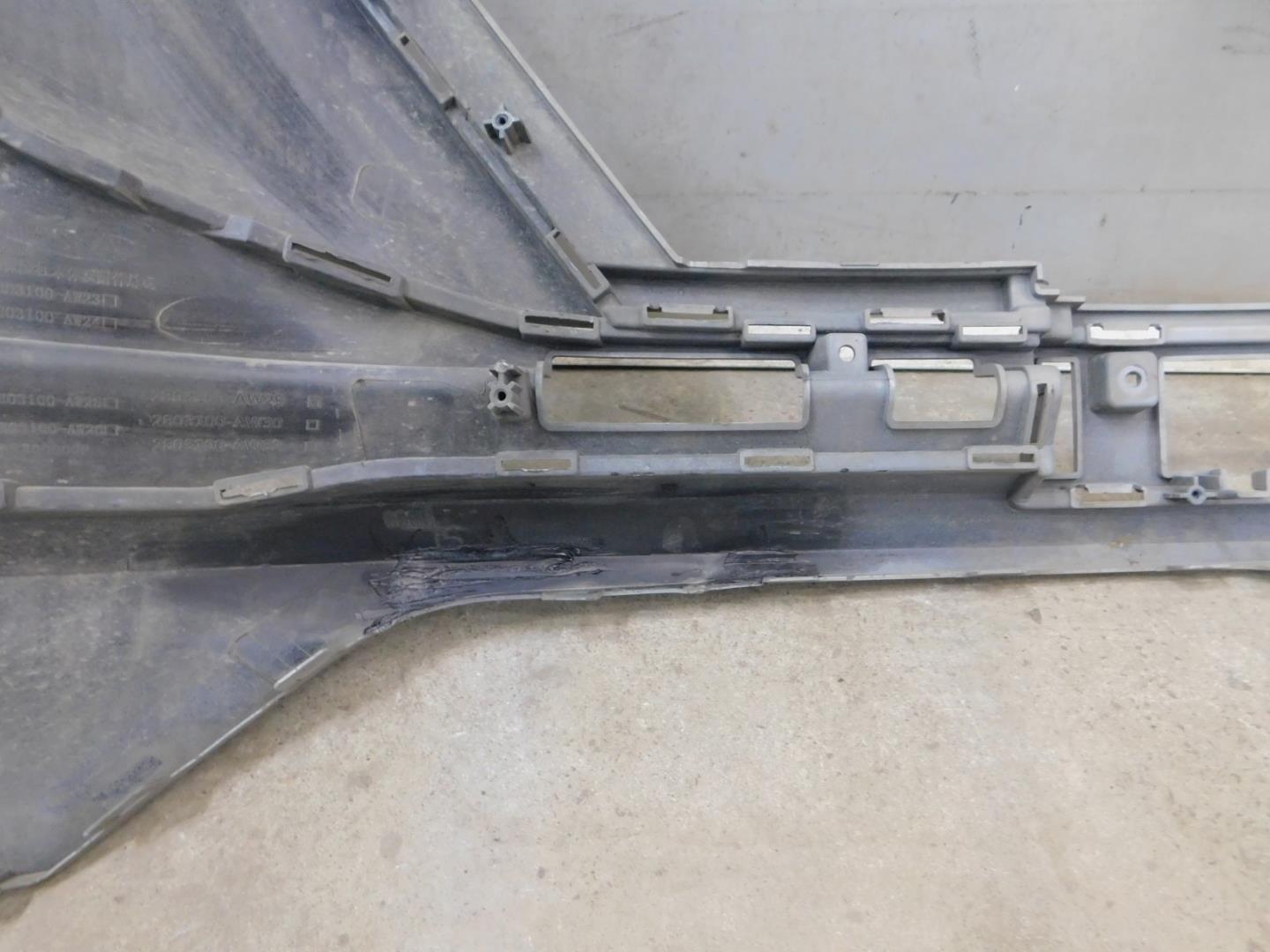 Бампер передний