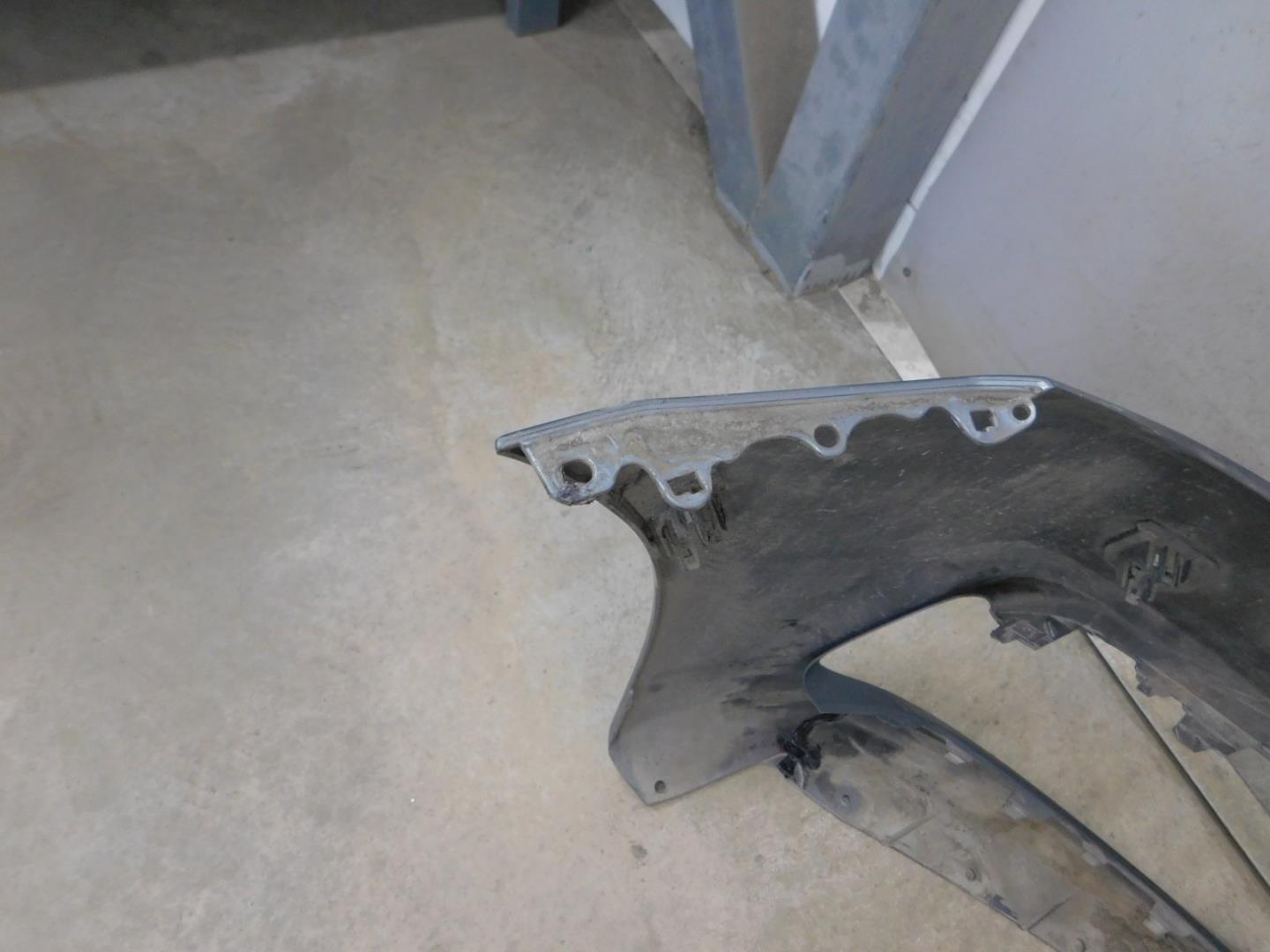 Бампер передний