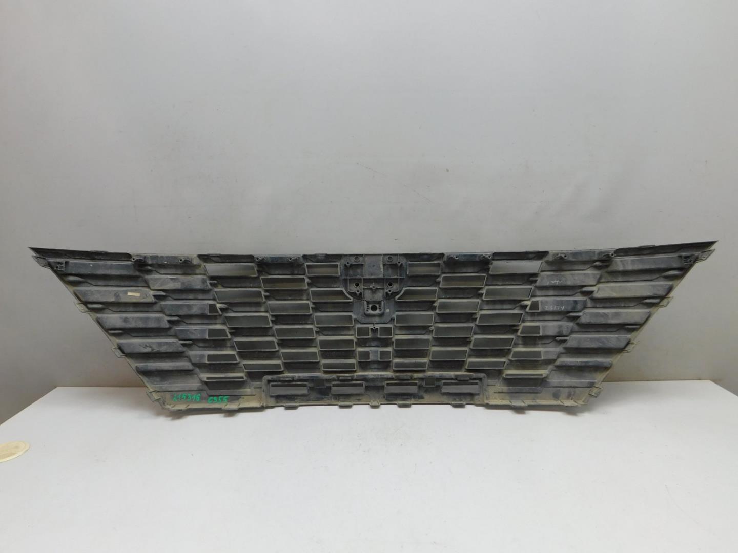 Решетка радиатора