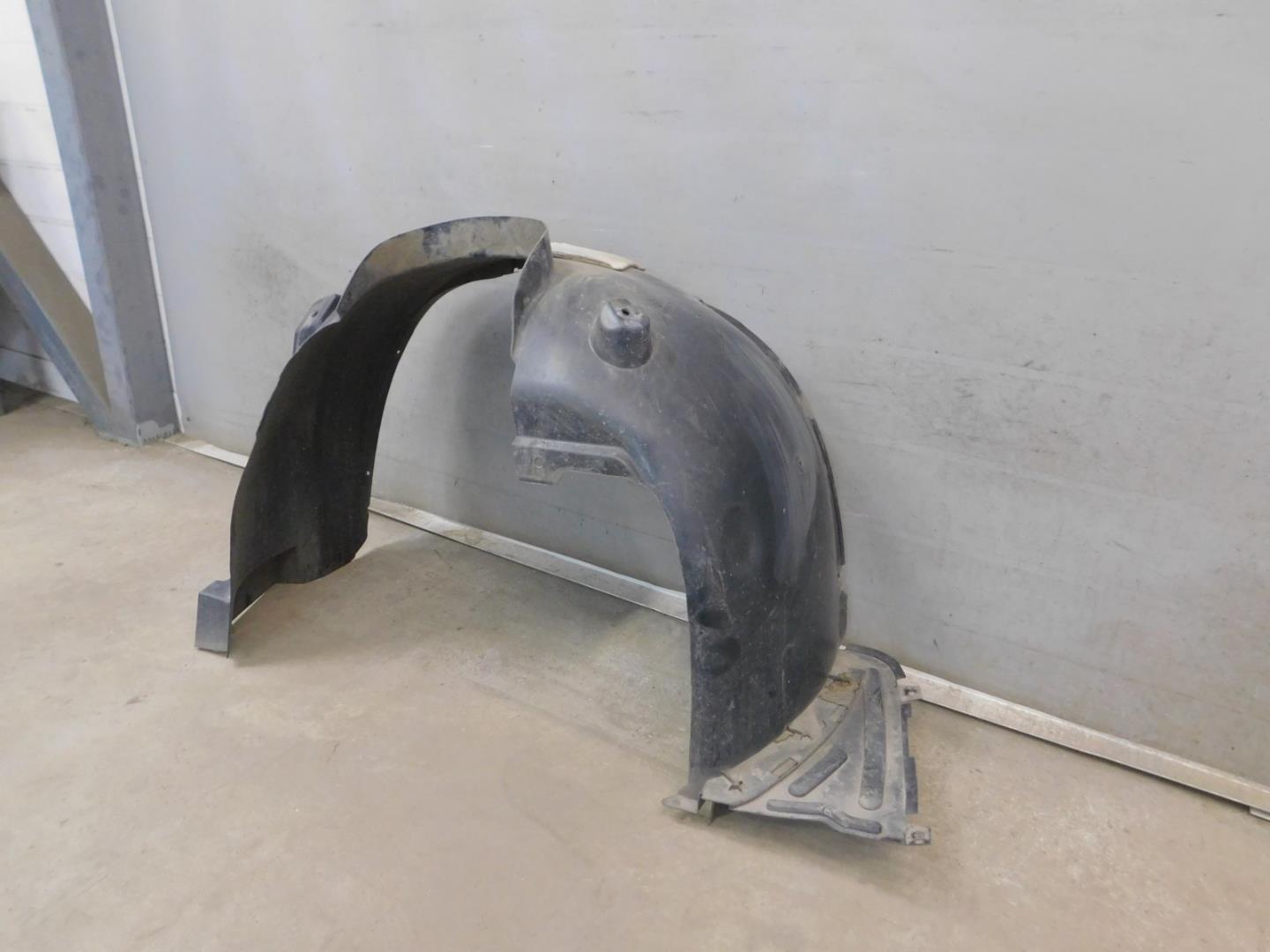 Локер передний левый