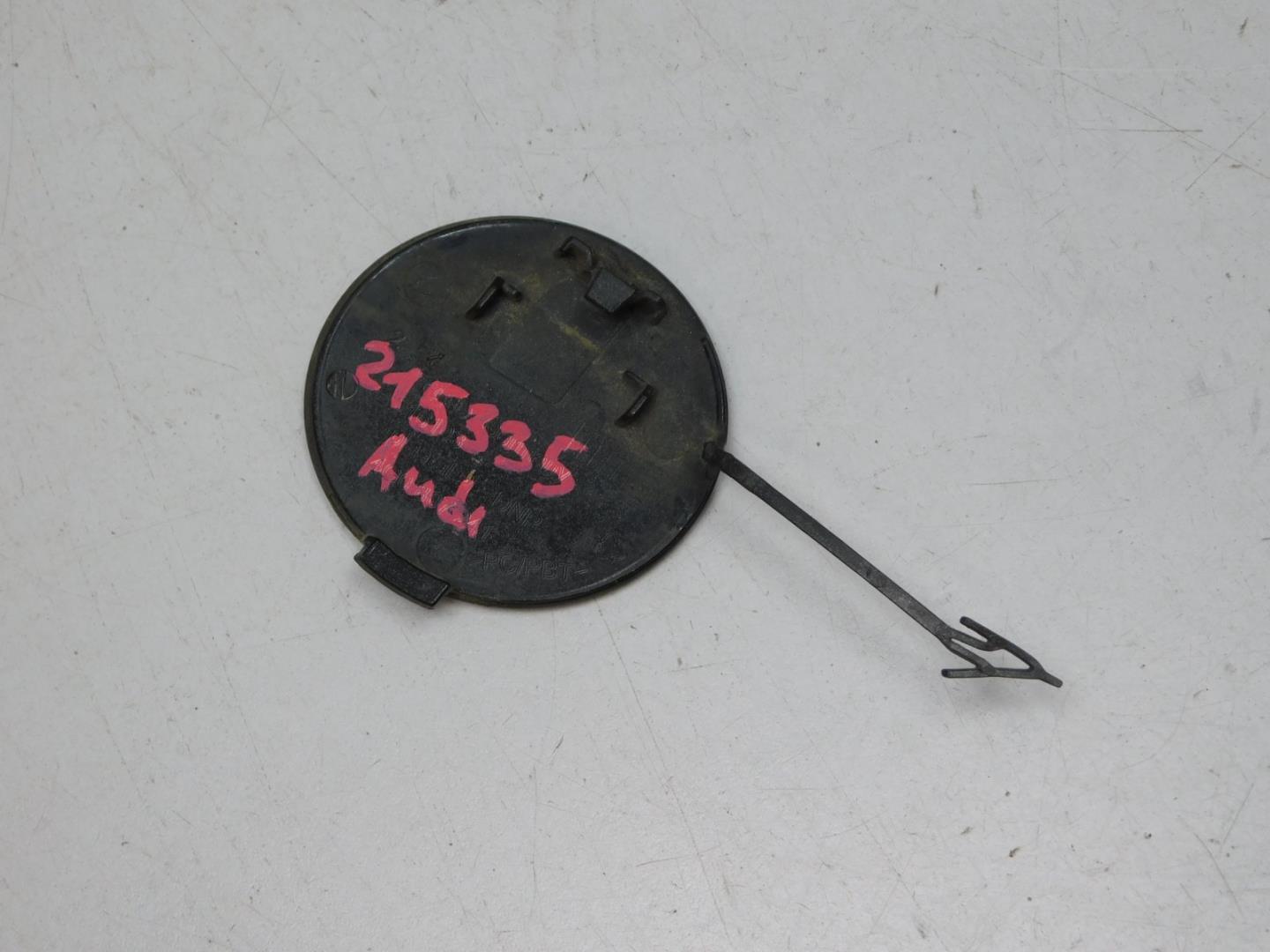 Заглушка буксировочного крюка