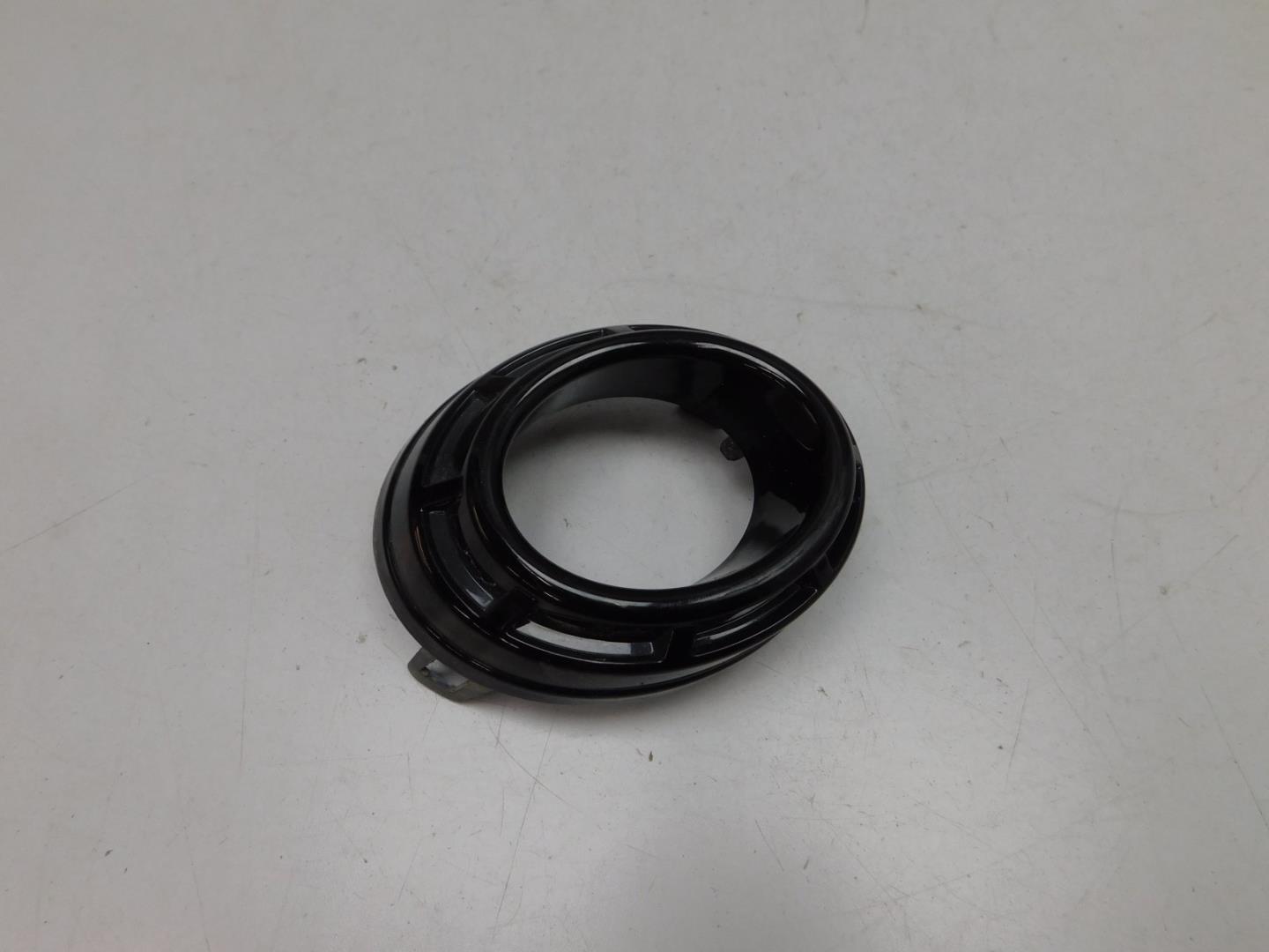 Накладка заднего бампера правая