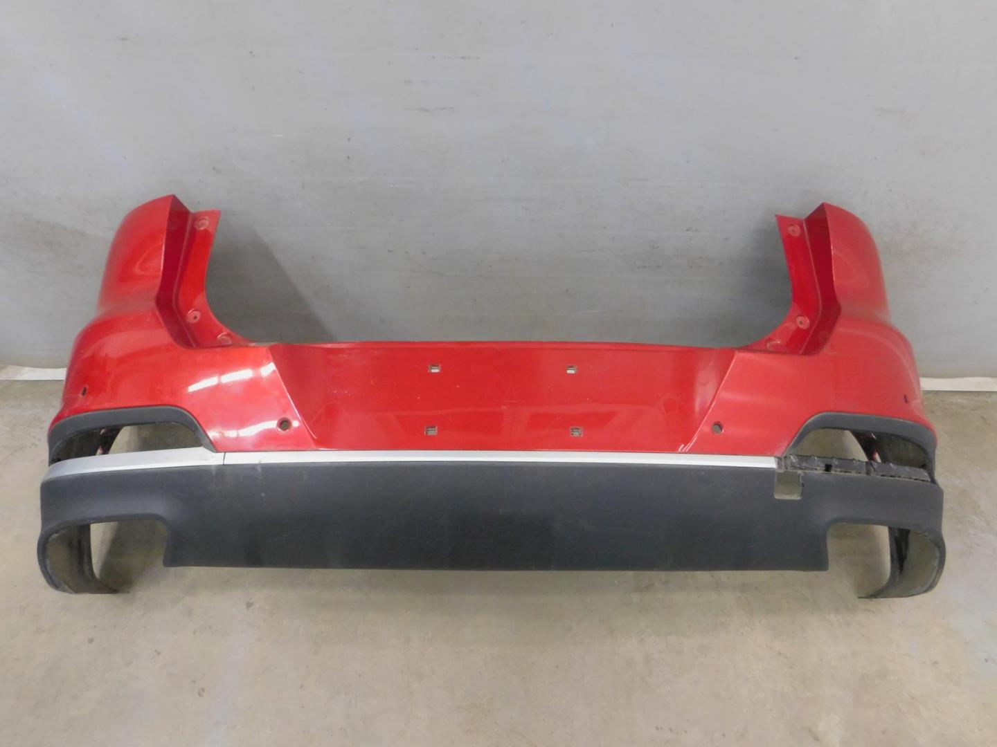 Бампер задний